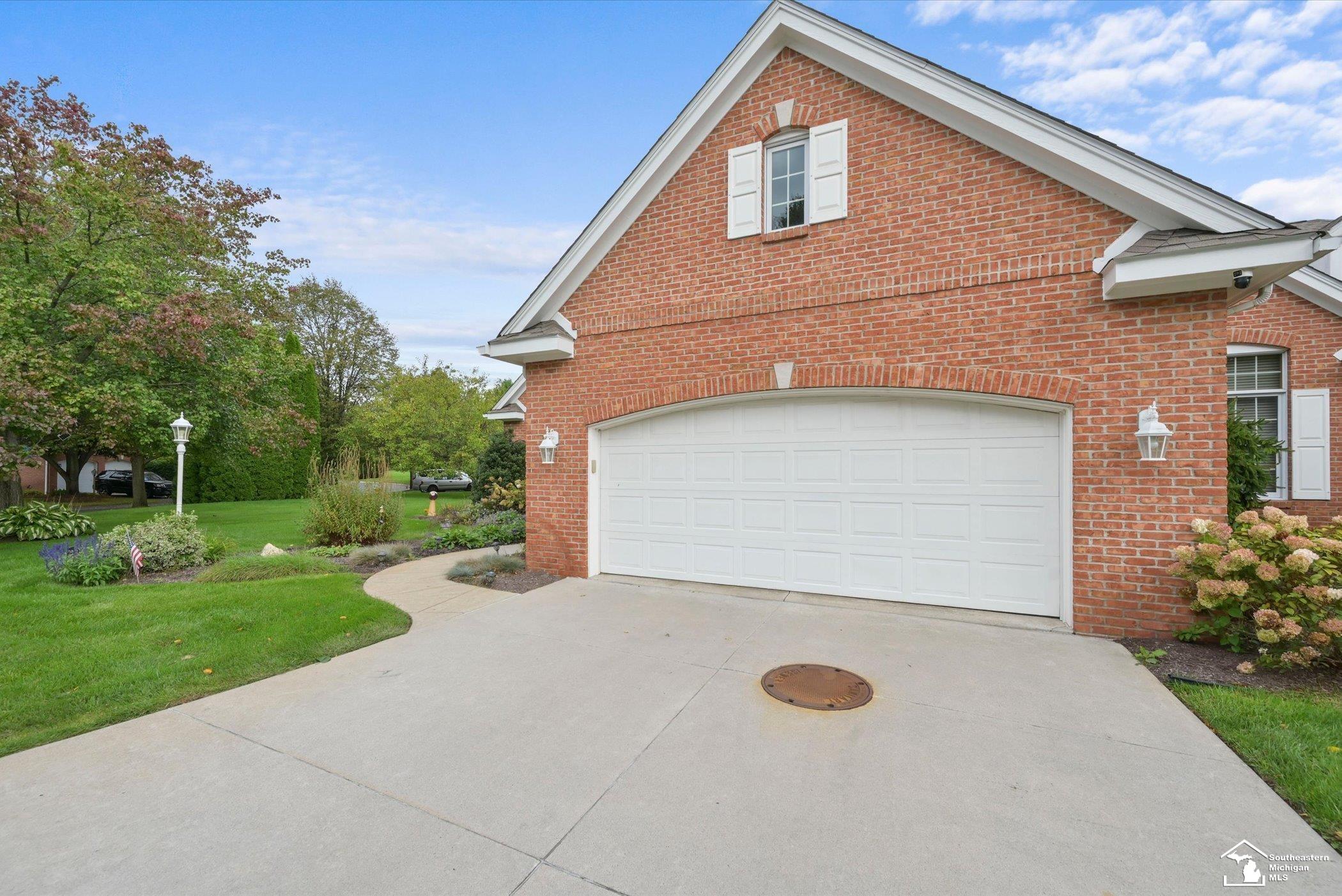 Photo 3 of Condo for sale at 3248 Ravine Holw Ct, Lambertville, MI 48144 | MLS# 57050222980 | Listing updated on 2026-09-28