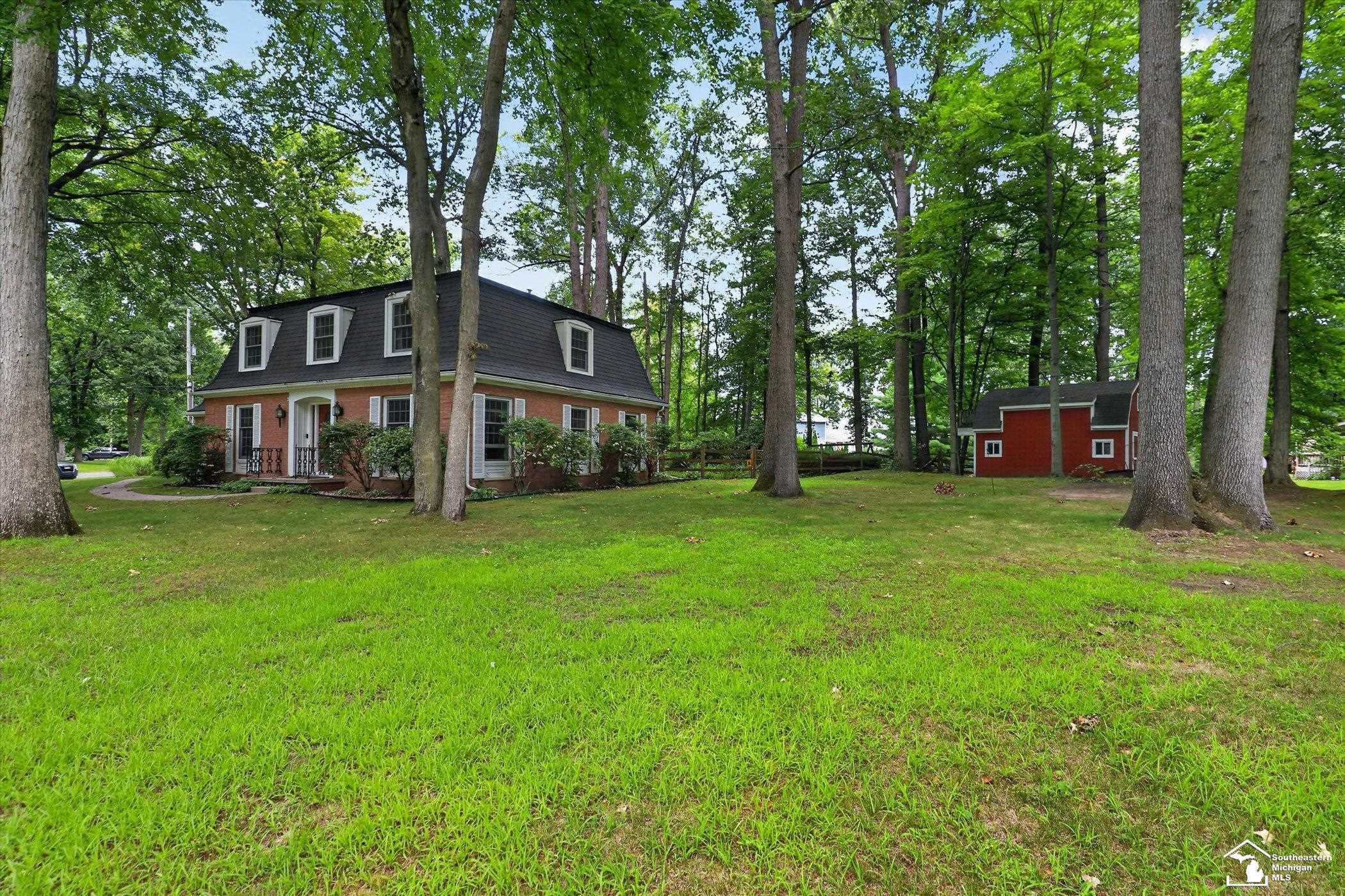 Photo 2 of Single family home for sale at 1950 Brookwood Ln, Temperance, MI 48182 | MLS# 57050223002 | Listing updated on 2026-09-28