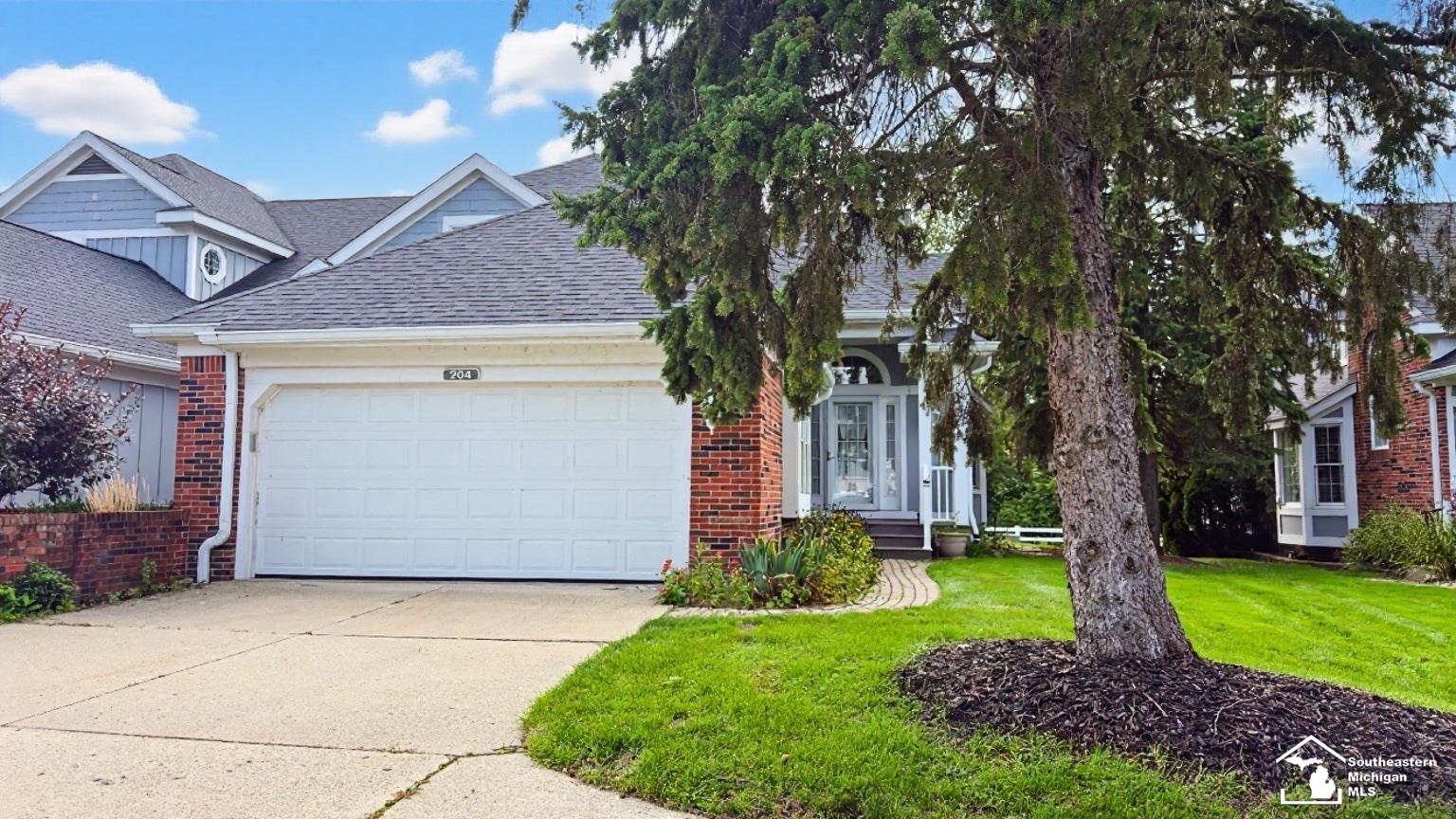 204 Meadowlands Court