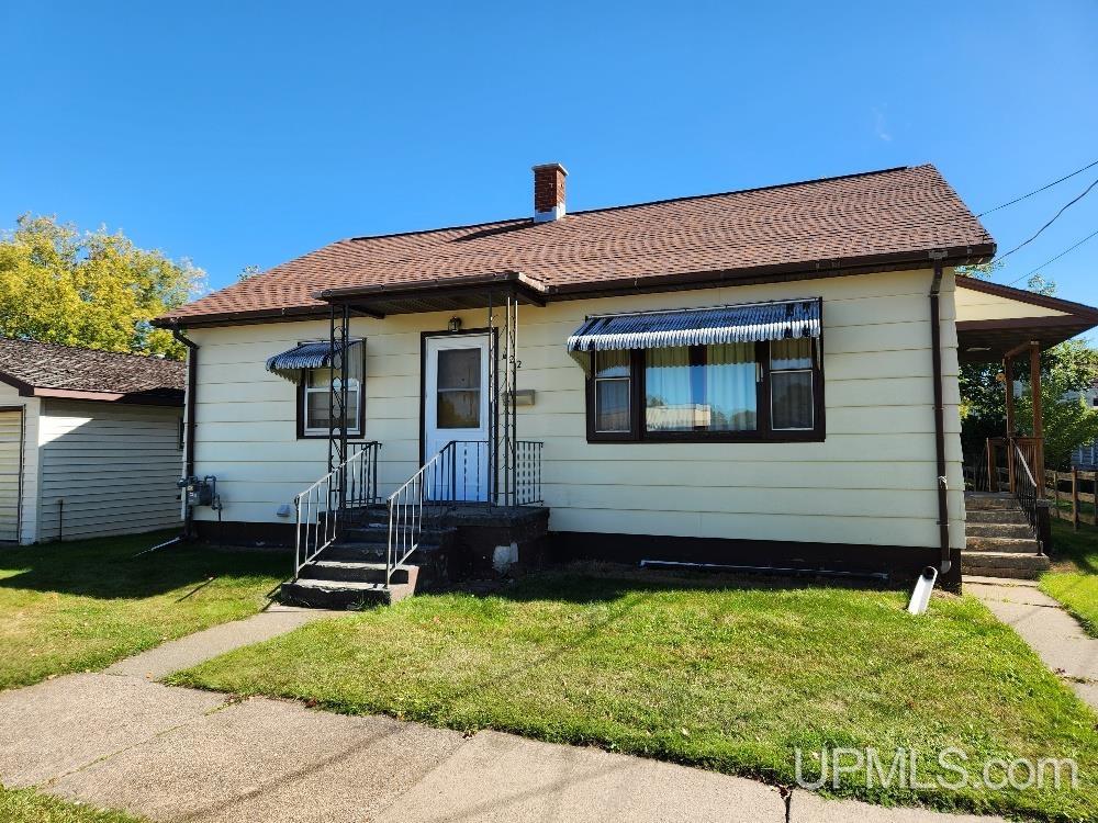 Photo 3 of Single family home for sale at 622 N 2nd Avenue, Iron River, MI 49935 | MLS# 50223028 | Listing updated on 2026-09-25