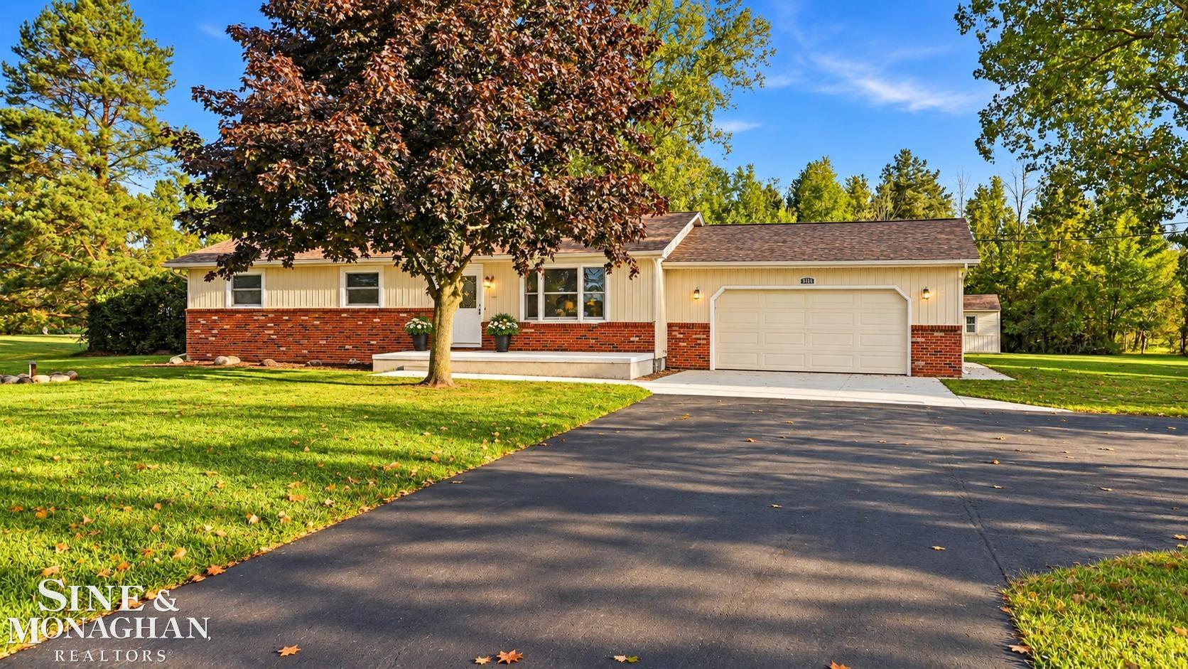 Photo 3 of Single family home for sale at 2310 Fred W Moore Hwy, Saint Clair, MI 48079 | MLS# 58050223029 | Listing updated on 2026-10-03