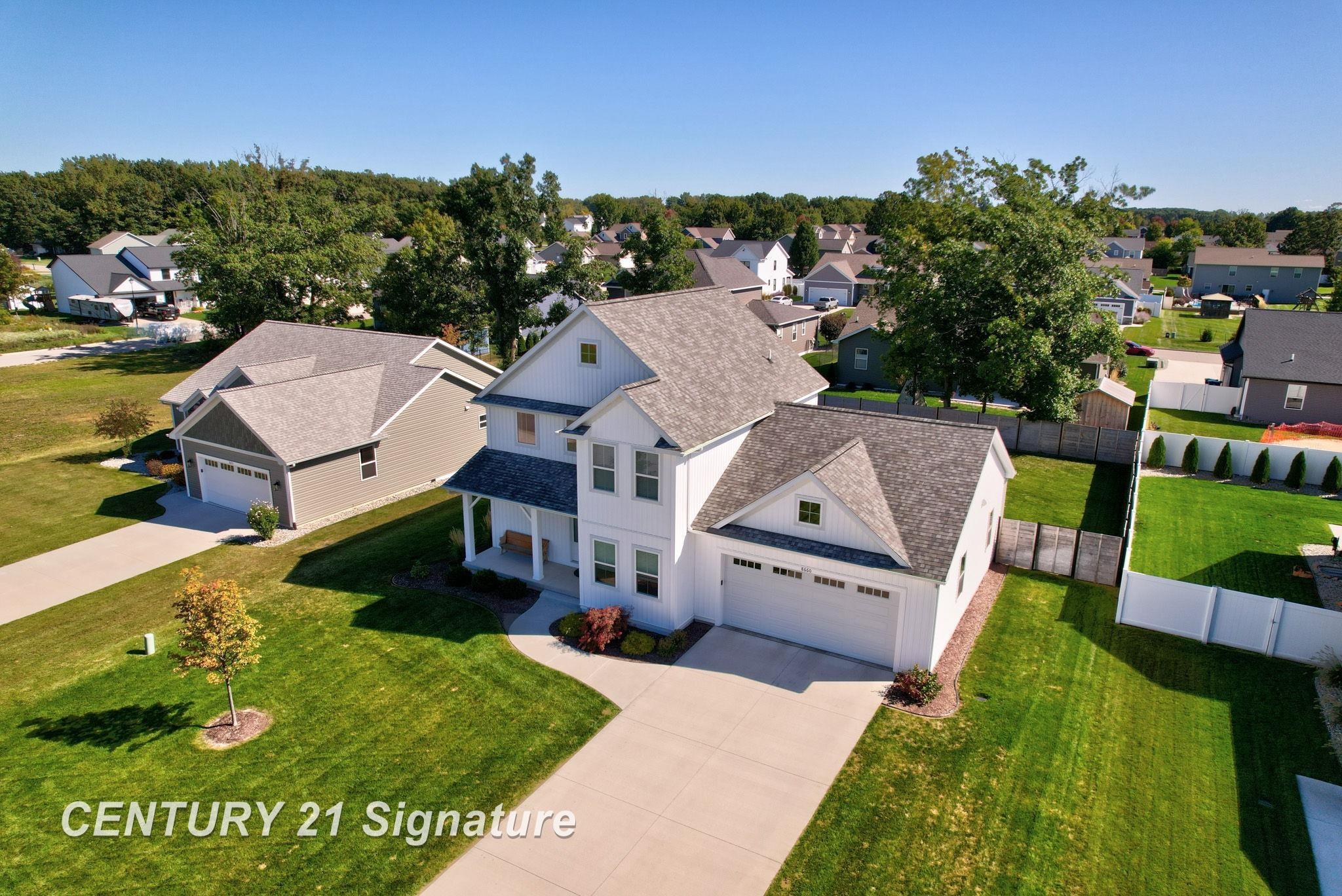Photo 4 of Single family home for sale at 8660 Foxtail Trl, Freeland, MI 48623 | MLS# 50223040 | Listing updated on 2026-09-25