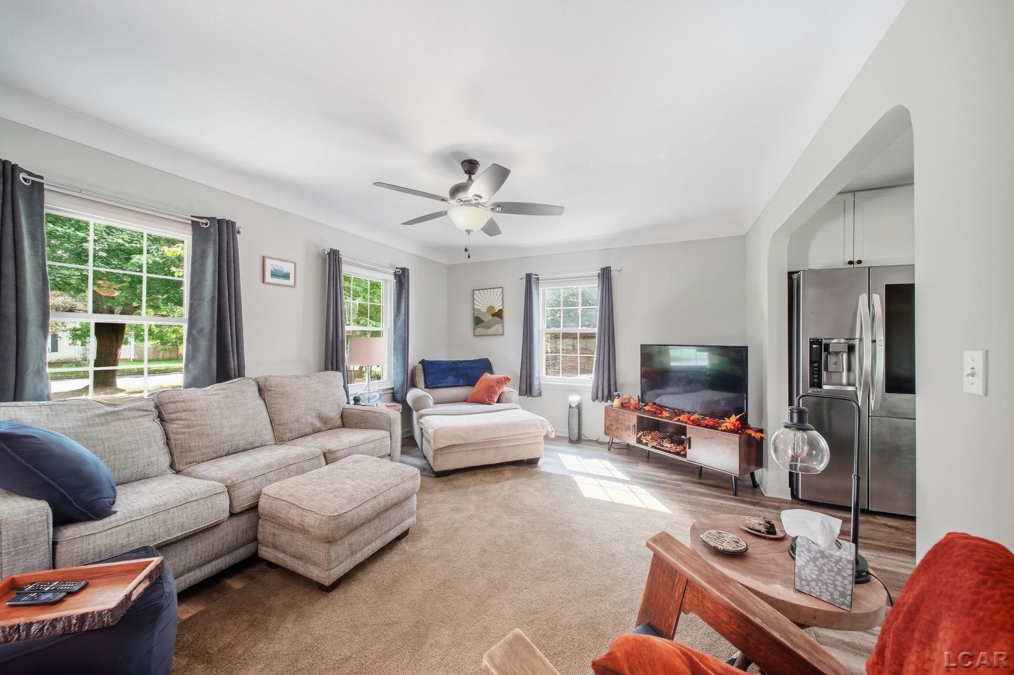 Photo 4 of Single family home for sale at 428 S Madison St, Adrian, MI 49221 | MLS# 56050223041 | Listing updated on 2026-09-29