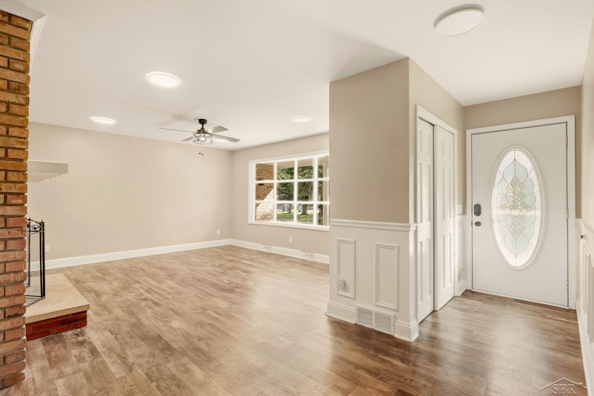 Photo 3 of Single family home for sale at 1825 Thunderbird Dr, Saginaw, MI 48609 | MLS# 61050223045 | Listing updated on 2026-09-28
