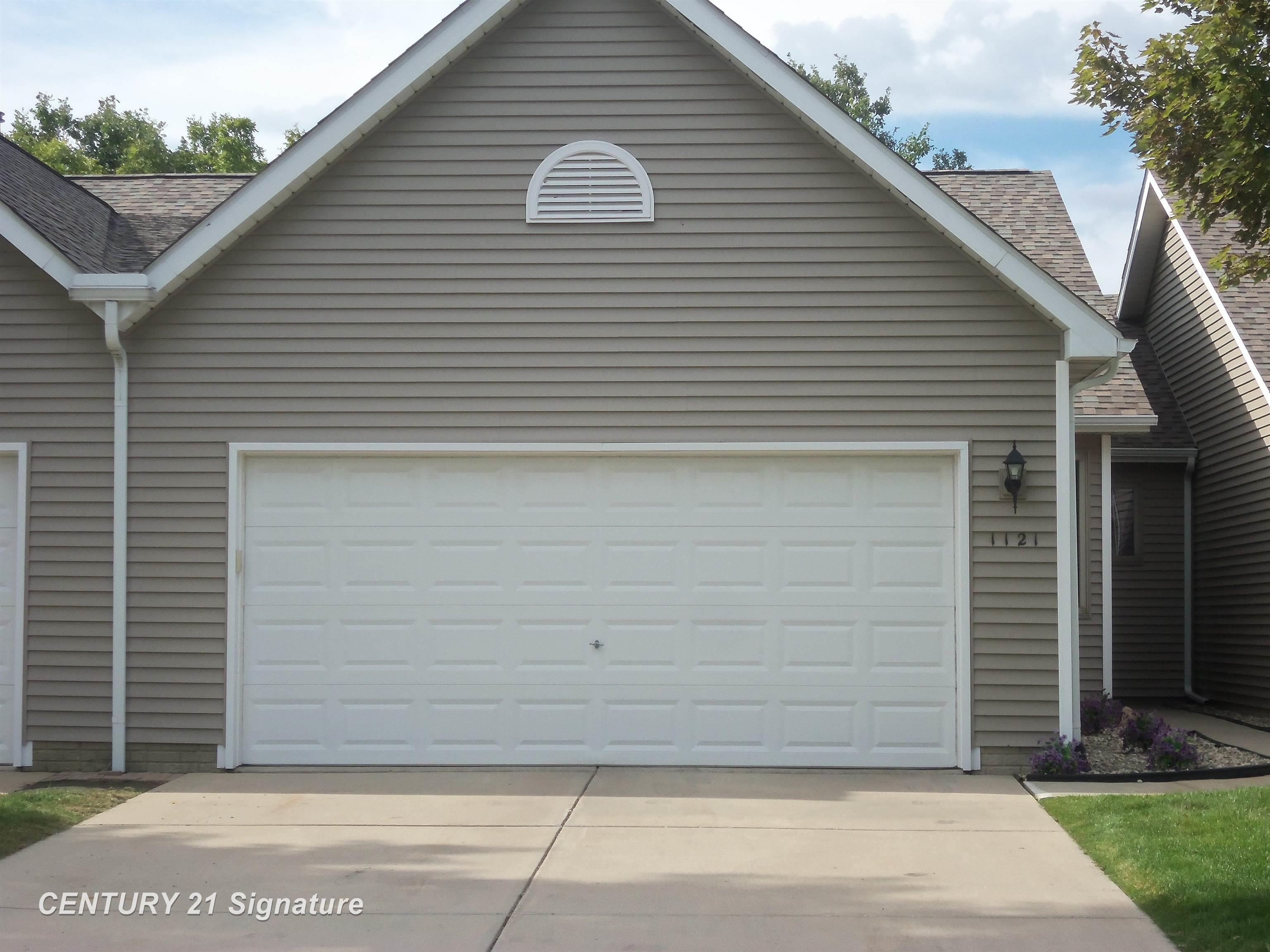 Photo 1 of Condo for sale at 1121 Jenna Ln, Davison, MI 48423 | MLS# 5050223053 | Listing updated on 2026-09-26