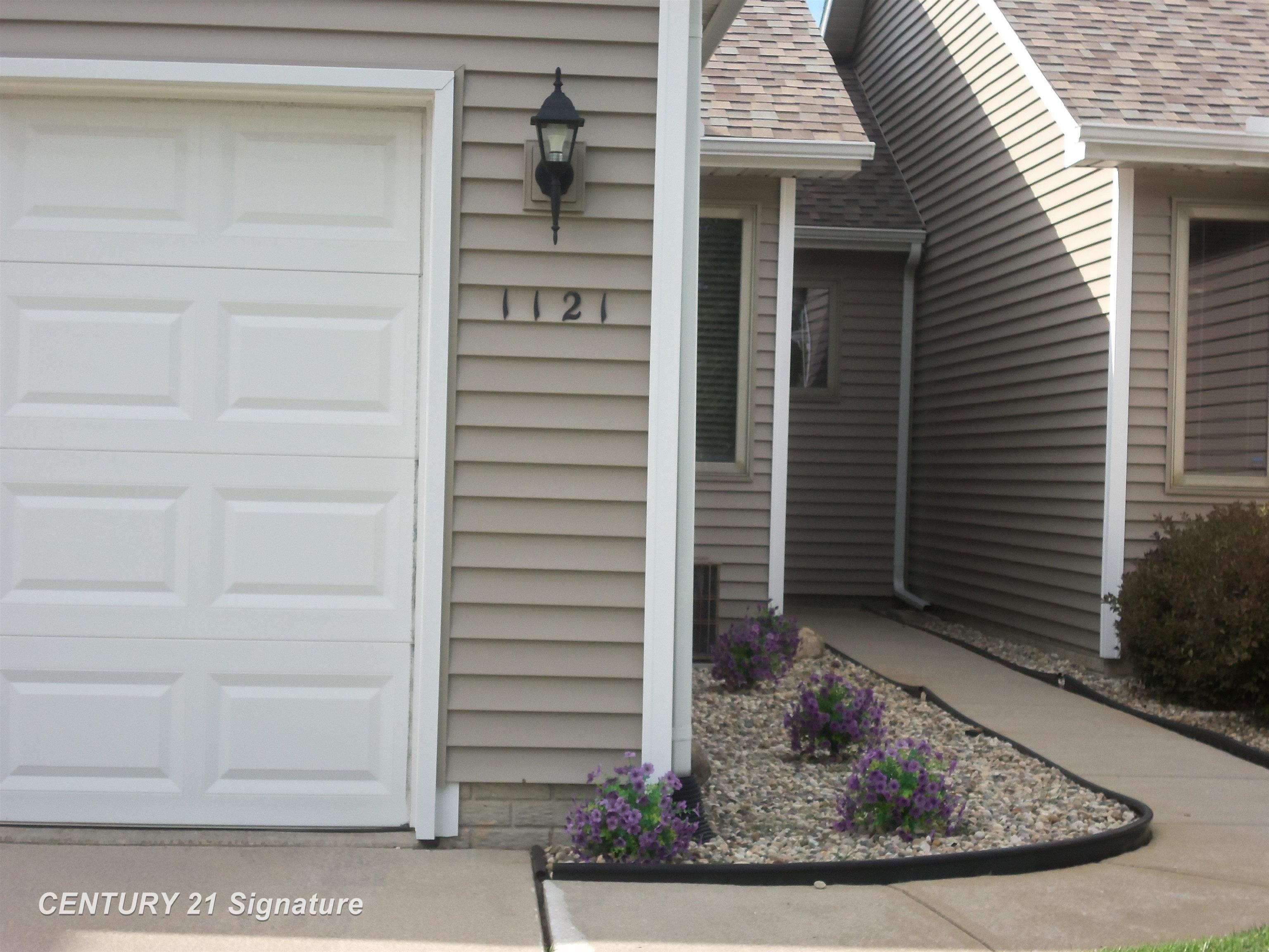 Photo 2 of Condo for sale at 1121 Jenna Ln, Davison, MI 48423 | MLS# 5050223053 | Listing updated on 2026-09-26