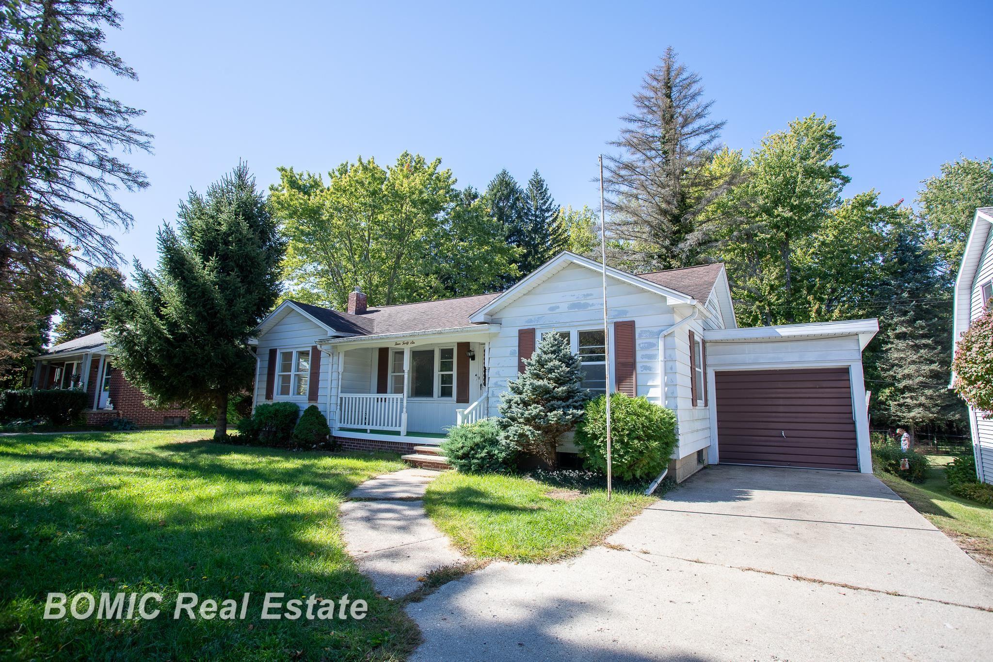 Photo 1 of Sale Pending at 446 Goodrich St, Vassar, MI 48768 | MLS# 61050223071 | Listing updated on 2026-10-01