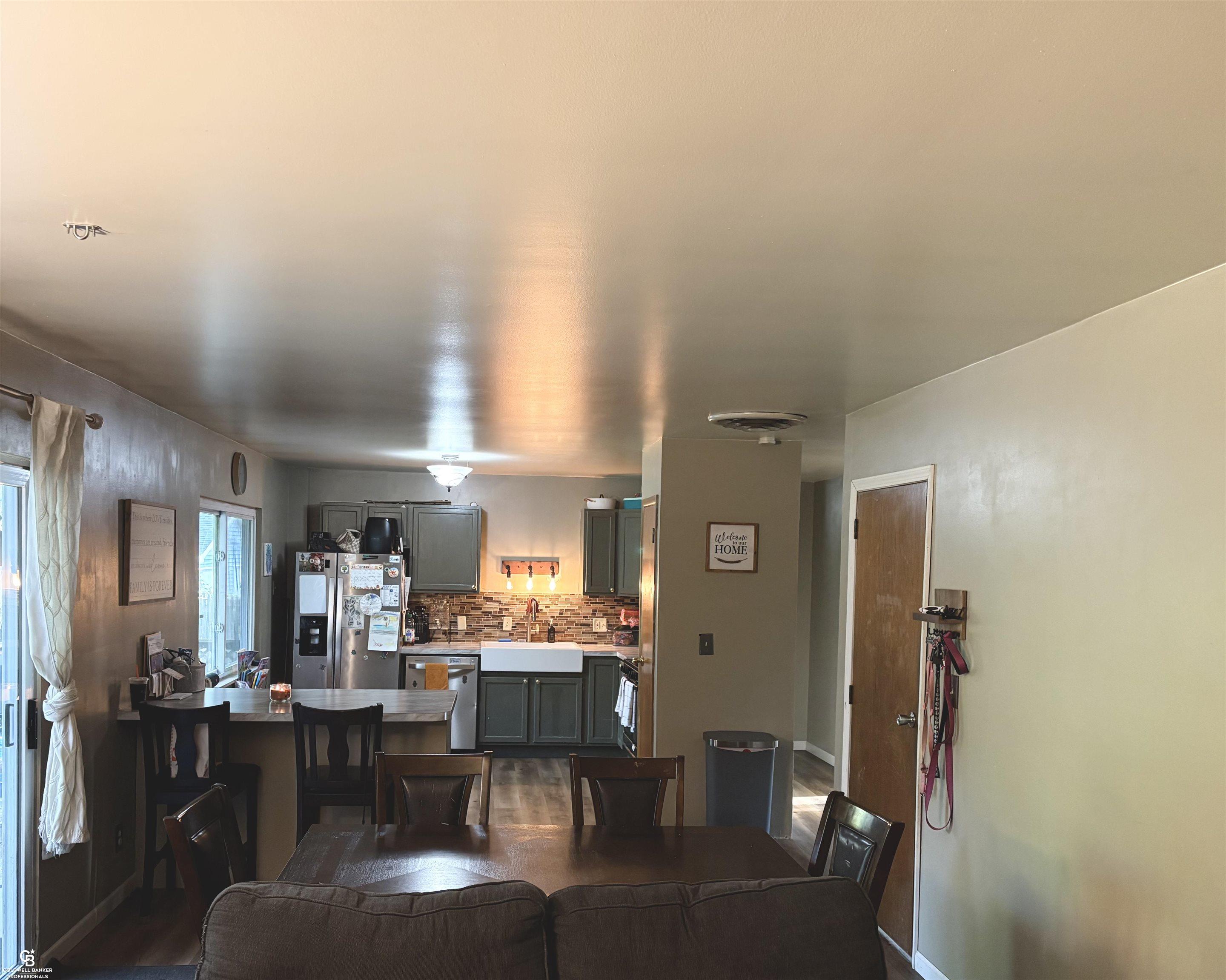 Photo 3 of Single family home for sale at 3050 Oakwood Dr, Port Huron, MI 48060 | MLS# 58050223079 | Listing updated on 2026-10-06