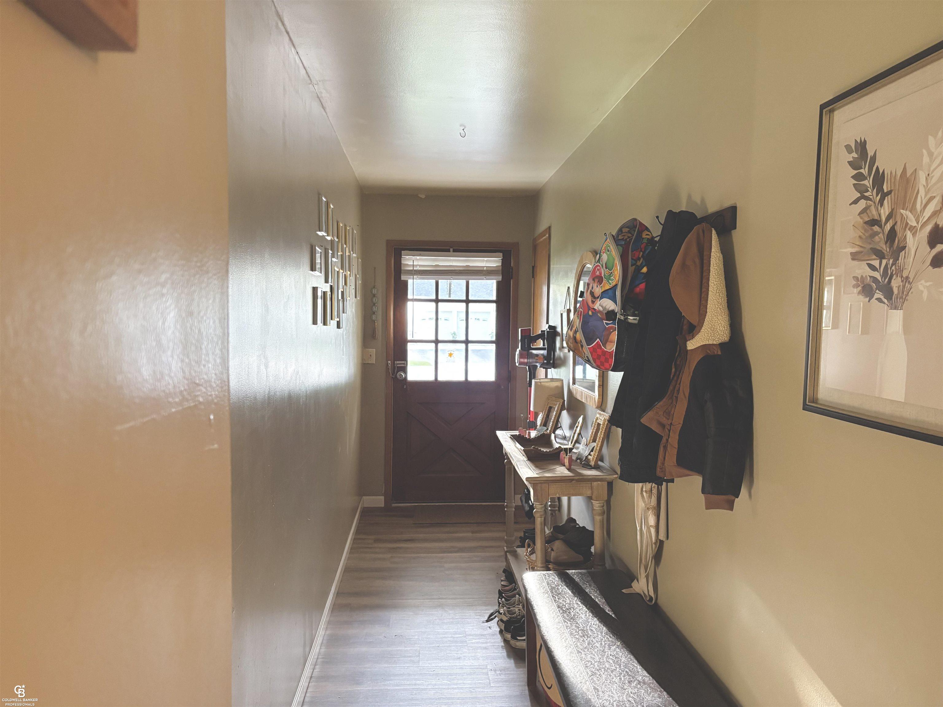 Photo 4 of Single family home for sale at 3050 Oakwood Dr, Port Huron, MI 48060 | MLS# 58050223079 | Listing updated on 2026-10-06