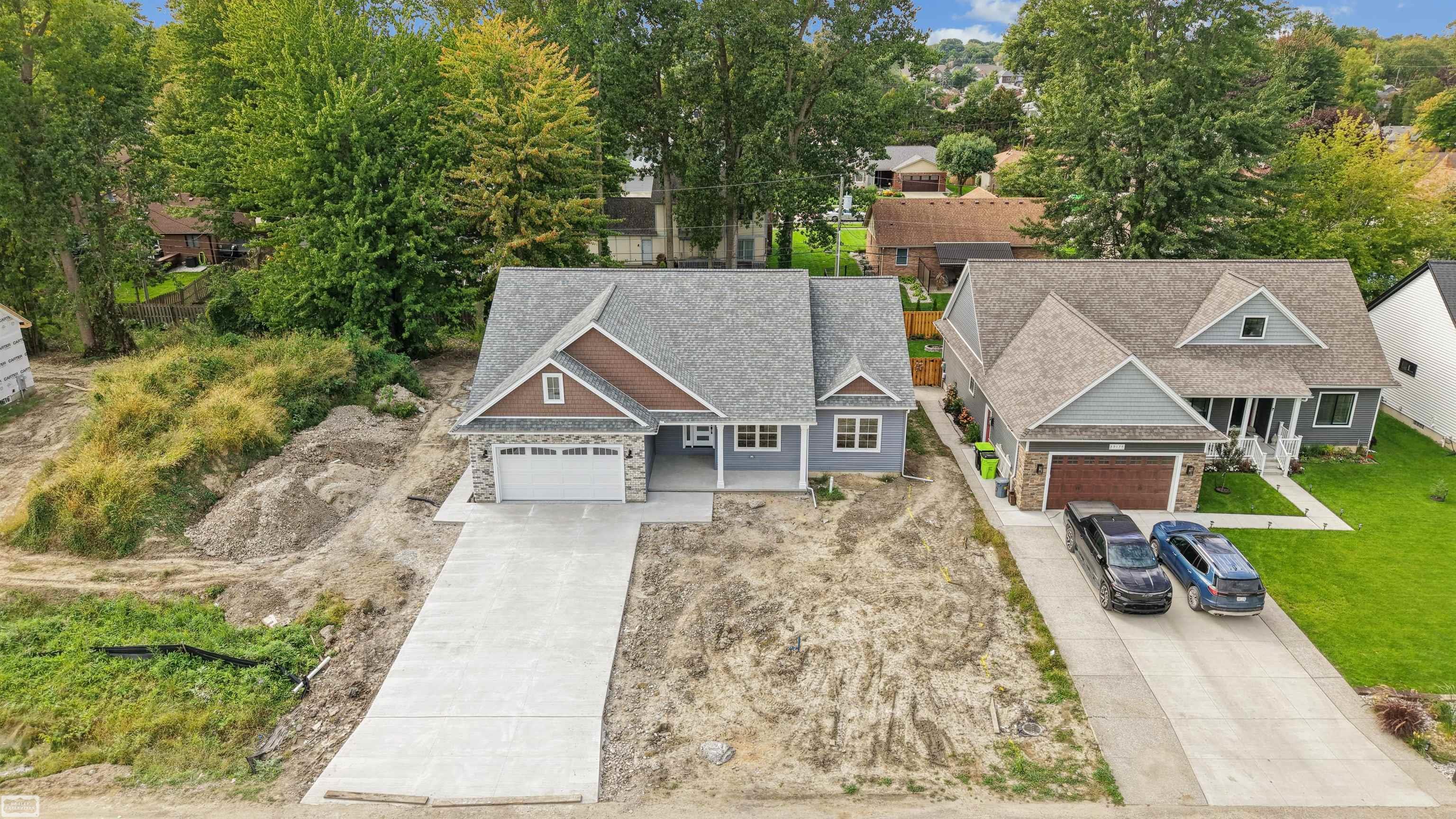 Photo 4 of Single family home for sale at 39159 Chart St, Harrison Township, MI 48045 | MLS# 58050223083 | Listing updated on 2026-09-28