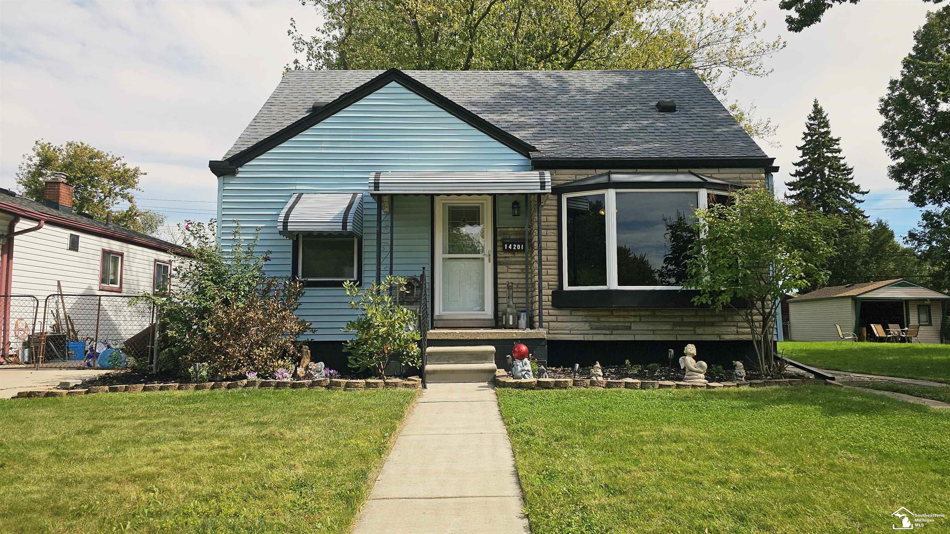 Photo 1 of Single family home for sale at 14201 Poplar St, Southgate, MI 48195 | MLS# 57050223087 | Listing updated on 2026-10-05