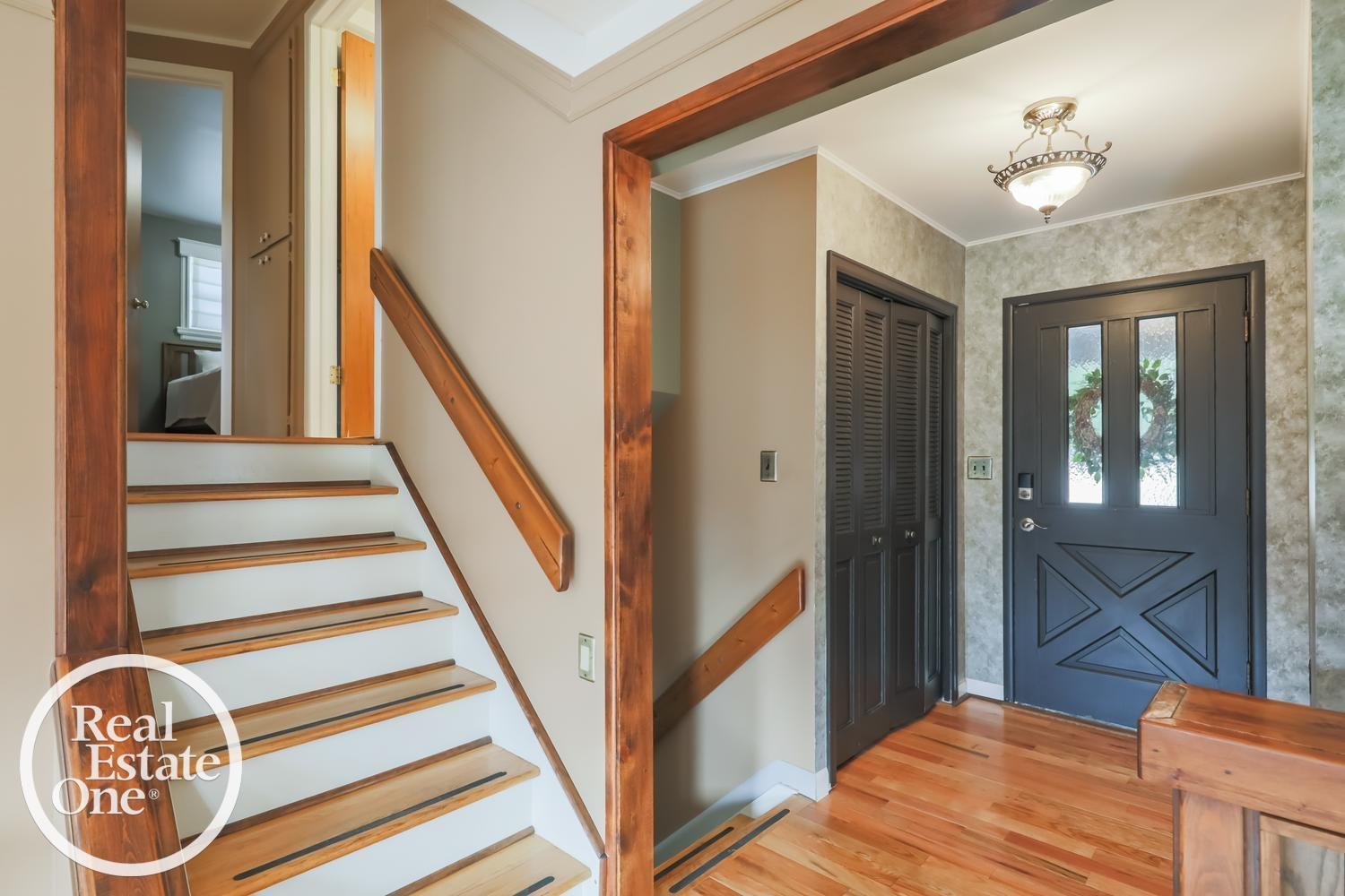 Photo 3 of Single family home for sale at 36419 Sunnydale St, Livonia, MI 48154 | MLS# 58050223089 | Listing updated on 2026-10-02