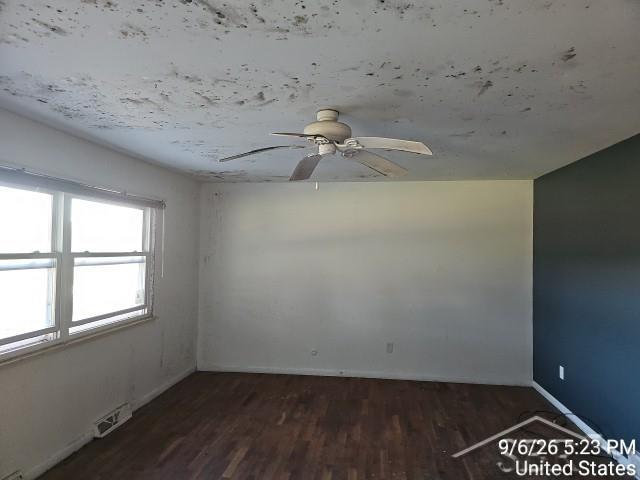 Photo 4 of Single family home for sale at 1720 Iowa Rd, Saginaw, MI 48601 | MLS# 61050223106 | Listing updated on 2026-09-27