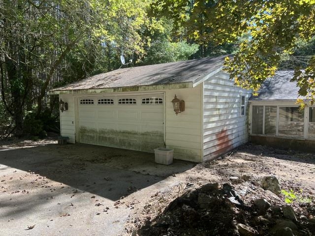 Photo 3 of Single family home for sale at 881 Old County Farm St, Harrison, MI 48625 | MLS# 50223109 | Listing updated on 2026-09-27