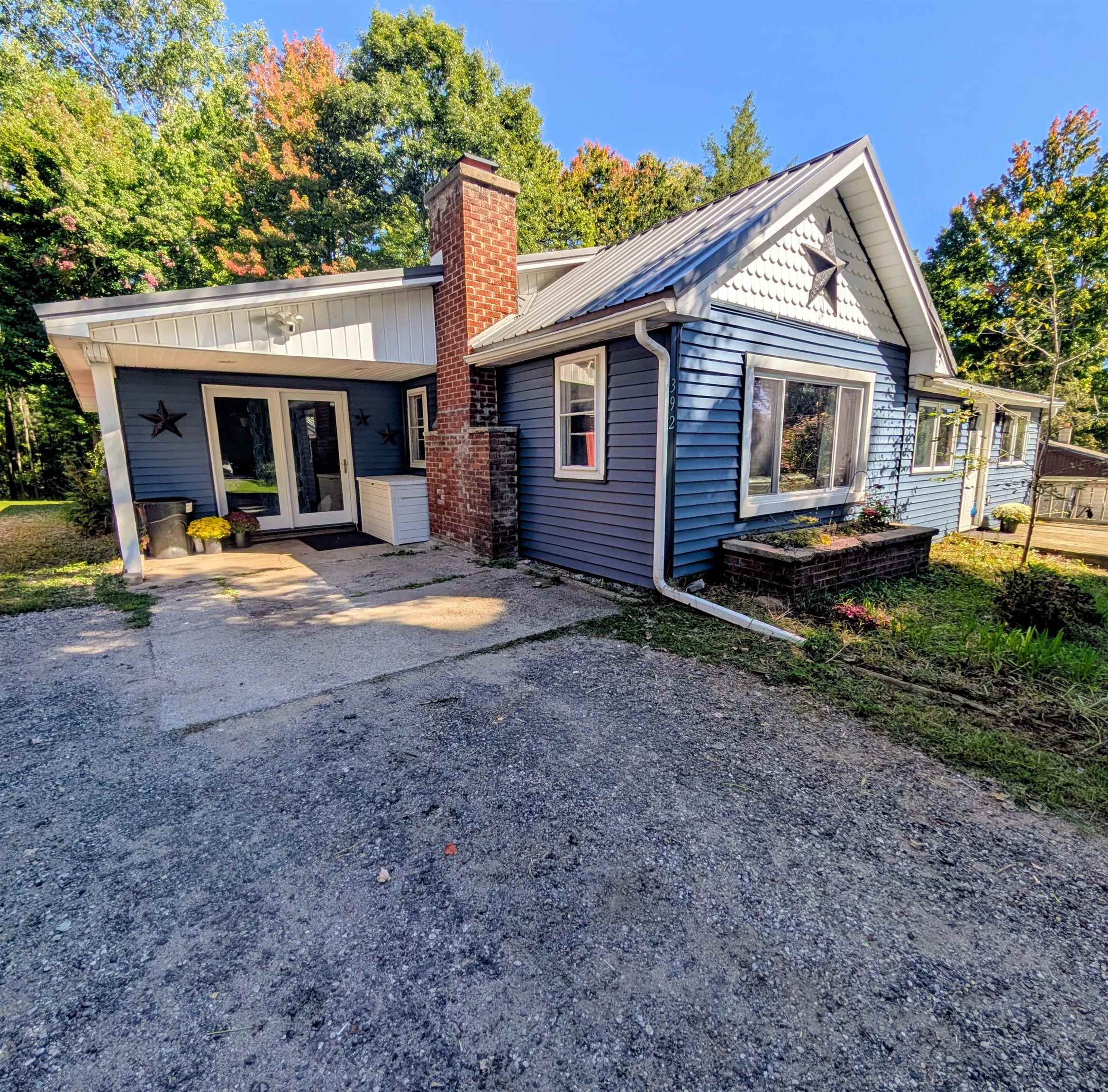 Photo 3 of Single family home for sale at 392 N Scott Dr, Farwell, MI 48622 | MLS# 50223114 | Listing updated on 2026-09-28