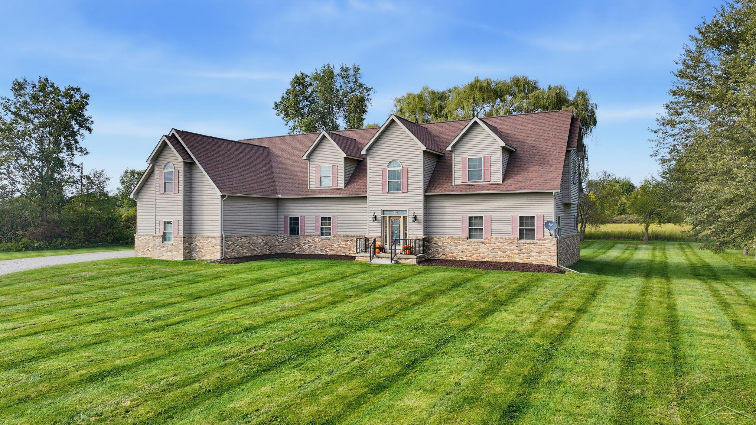Photo 4 of Single family home for sale at 11111 Canada Rd, Birch Run, MI 48415 | MLS# 61050223126 | Listing updated on 2026-09-30