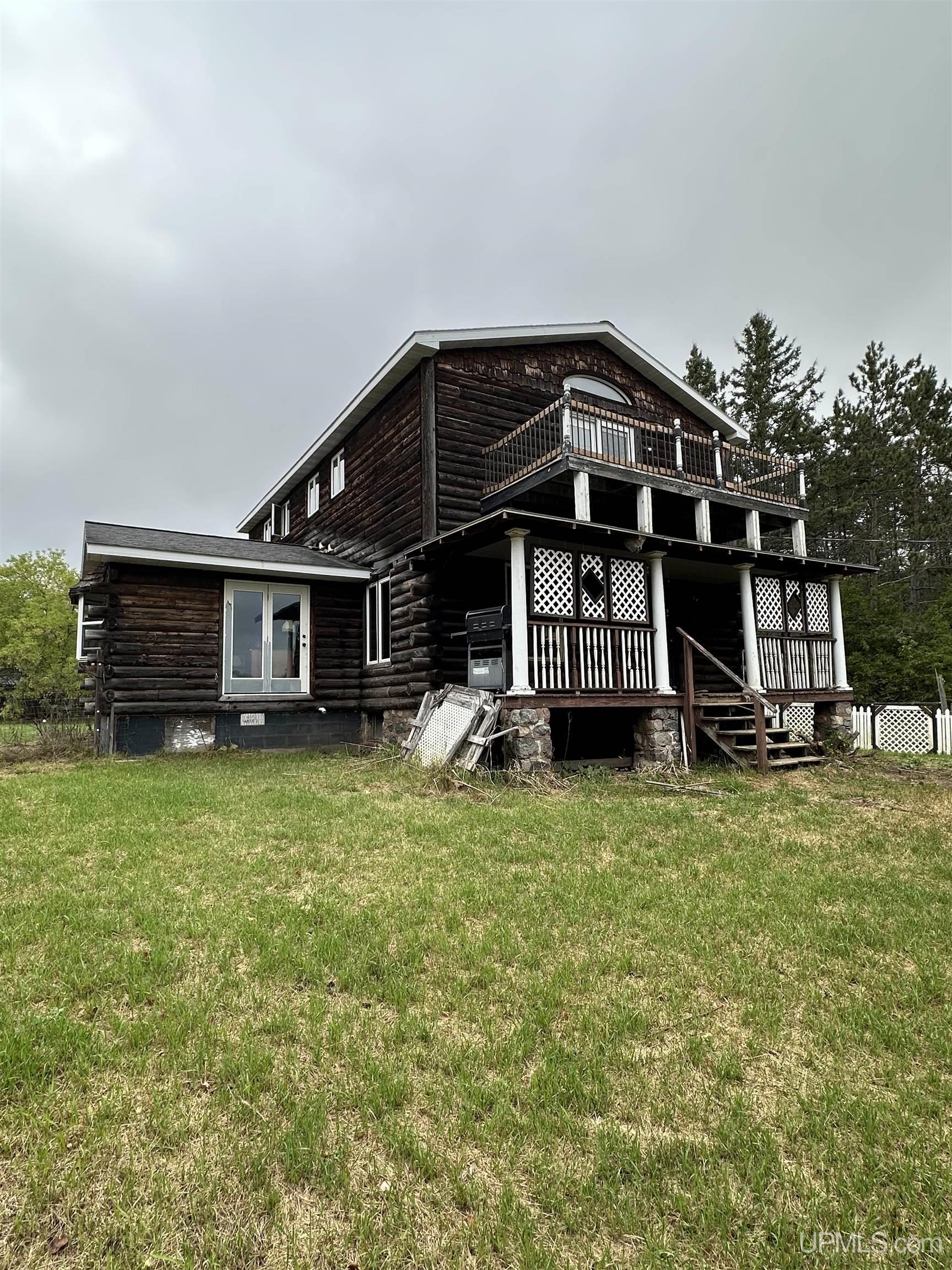 Photo 3 of House for sale at 120 W Townhall Rd, Iron River, MI 49935 | MLS# 50223129 | Listing updated on 2026-09-29