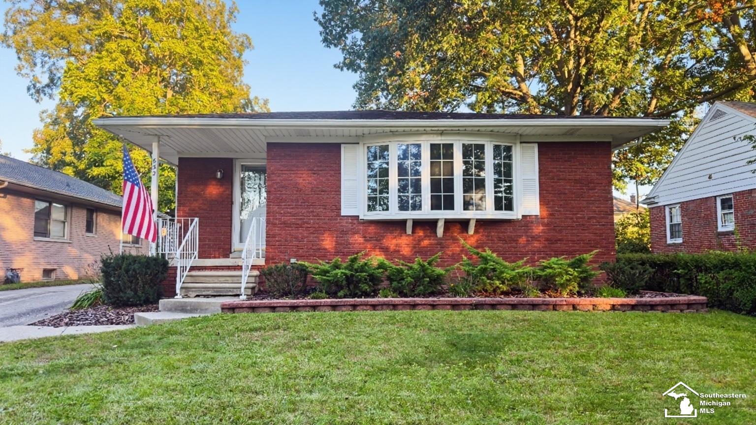 Photo 1 of Single family home for sale at 652 Godfroy Ave, Monroe, MI 48162 | MLS# 57050223145 | Listing updated on 2026-10-05