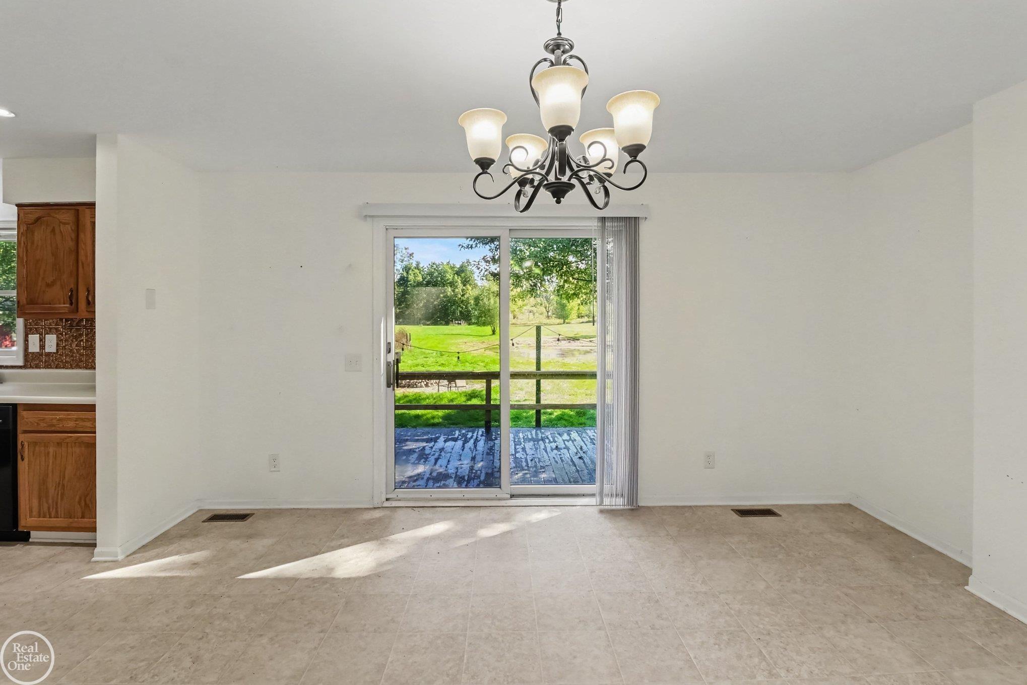 Photo 4 of Single family home for sale at 1090 Thayer Rd, Ortonville, MI 48462 | MLS# 58050223149 | Listing updated on 2026-10-05