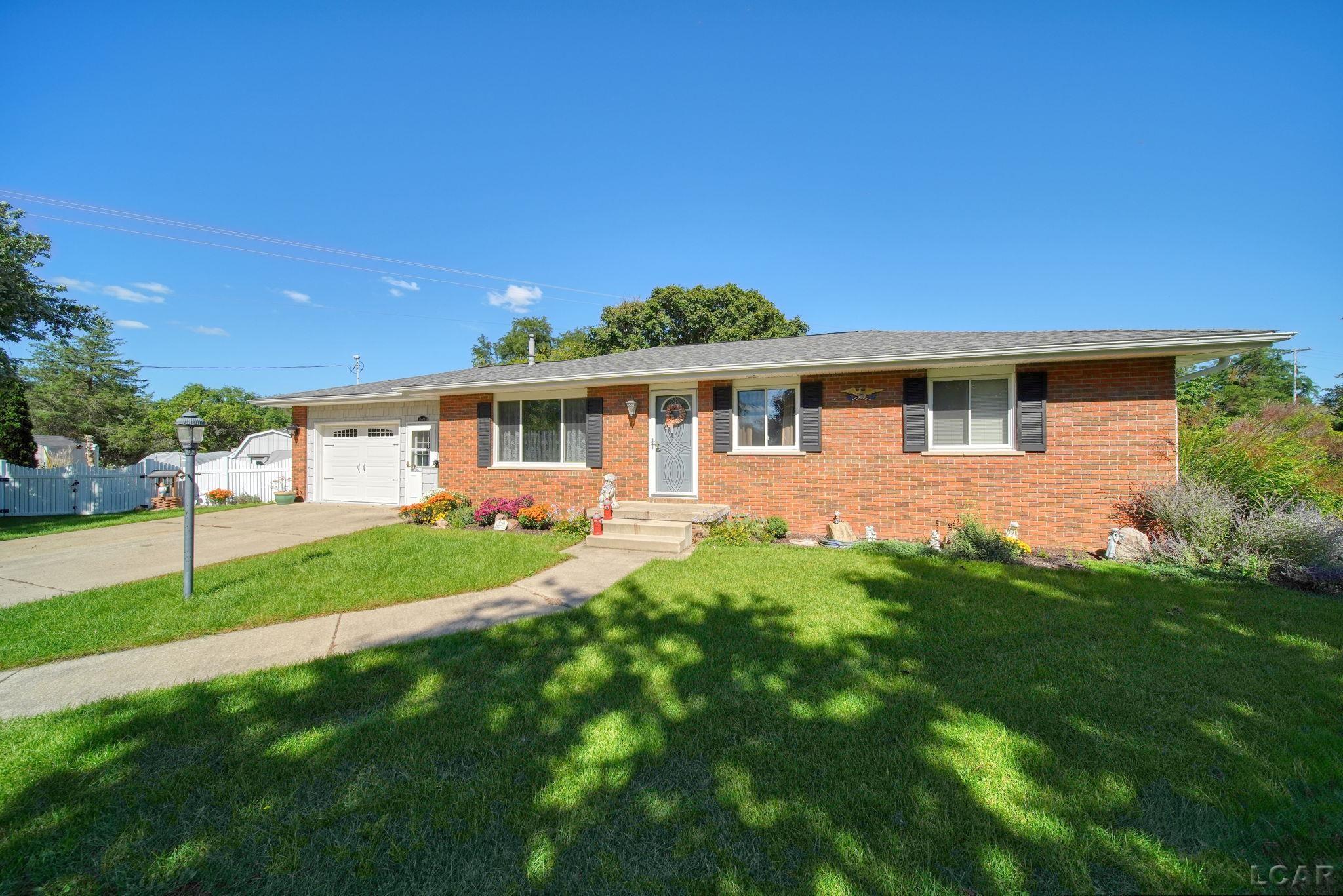 Photo 4 of Single family home for sale at 16478 Cement City Rd, Cement City, MI 49233 | MLS# 50223150 | Listing updated on 2026-10-05