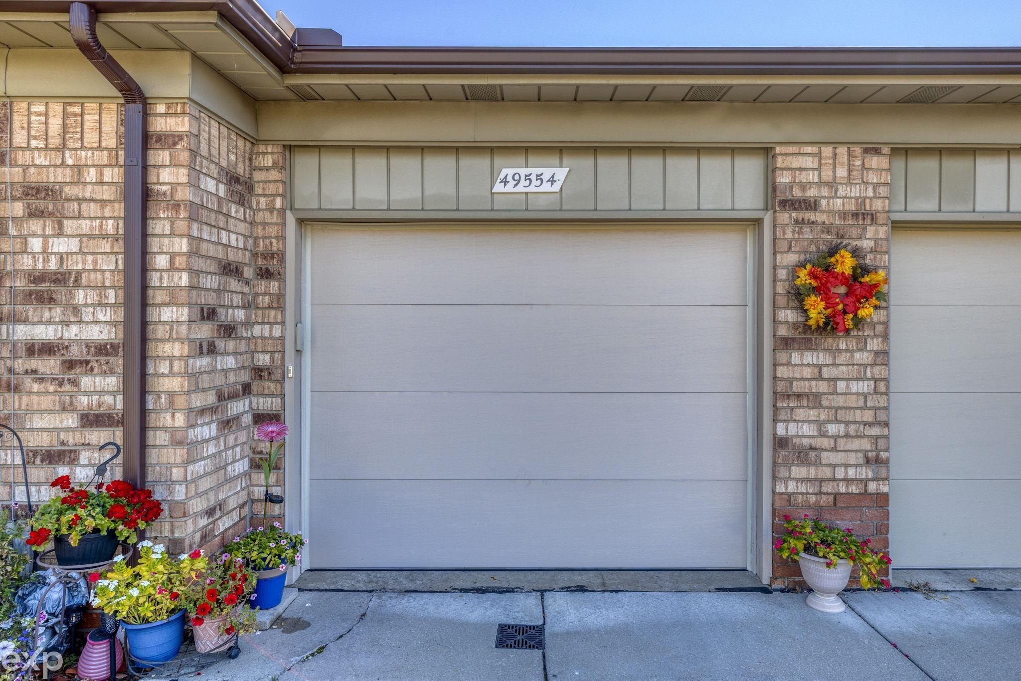 Photo 2 of Condo for sale at 49554 Bishop Ct, Shelby Township, MI 48315 | MLS# 58050223152 | Listing updated on 2026-09-29