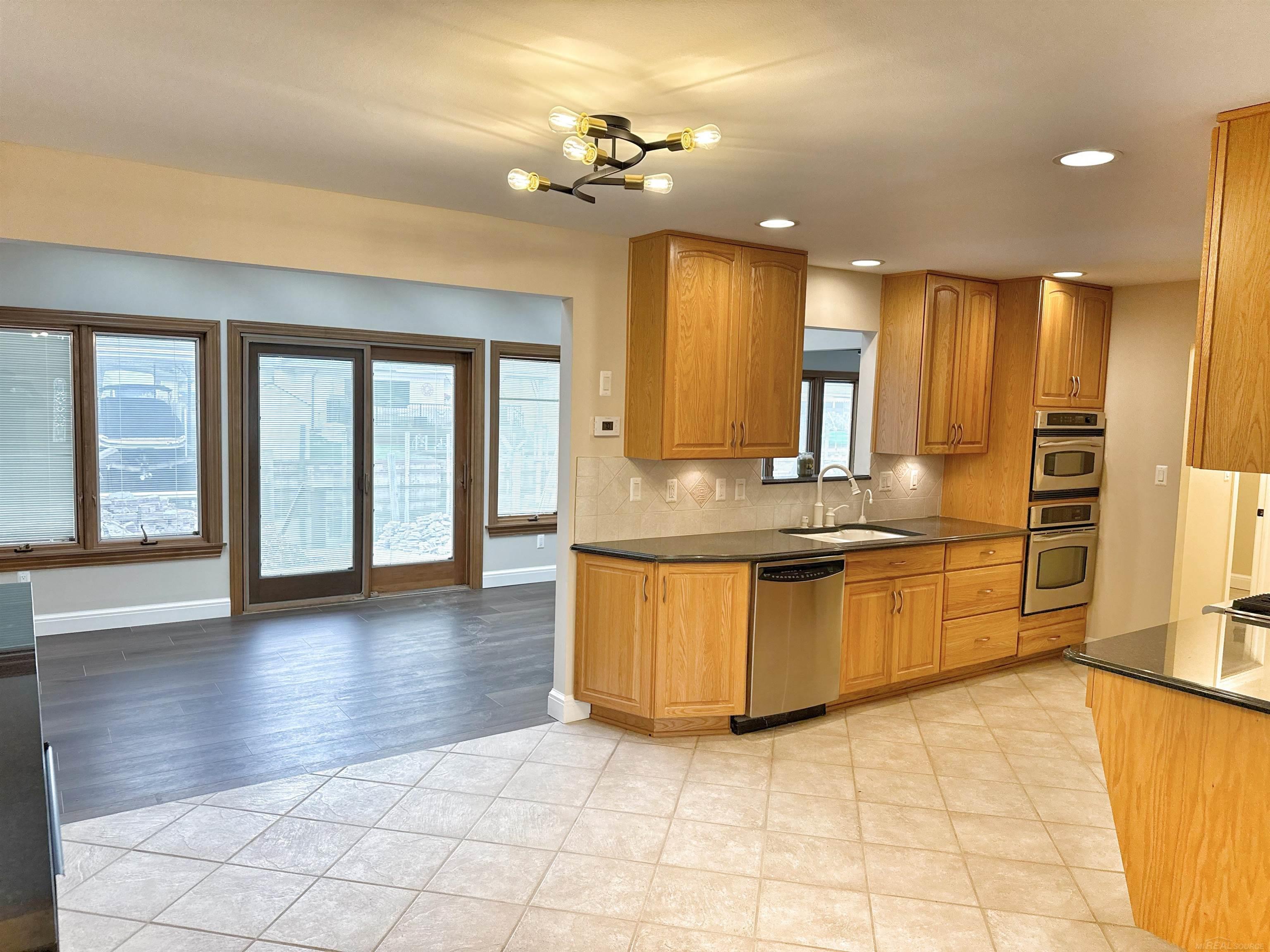 Photo 3 of Single family home for sale at 38159 Mast St, Harrison Township, MI 48045 | MLS# 58050223173 | Listing updated on 2026-10-02