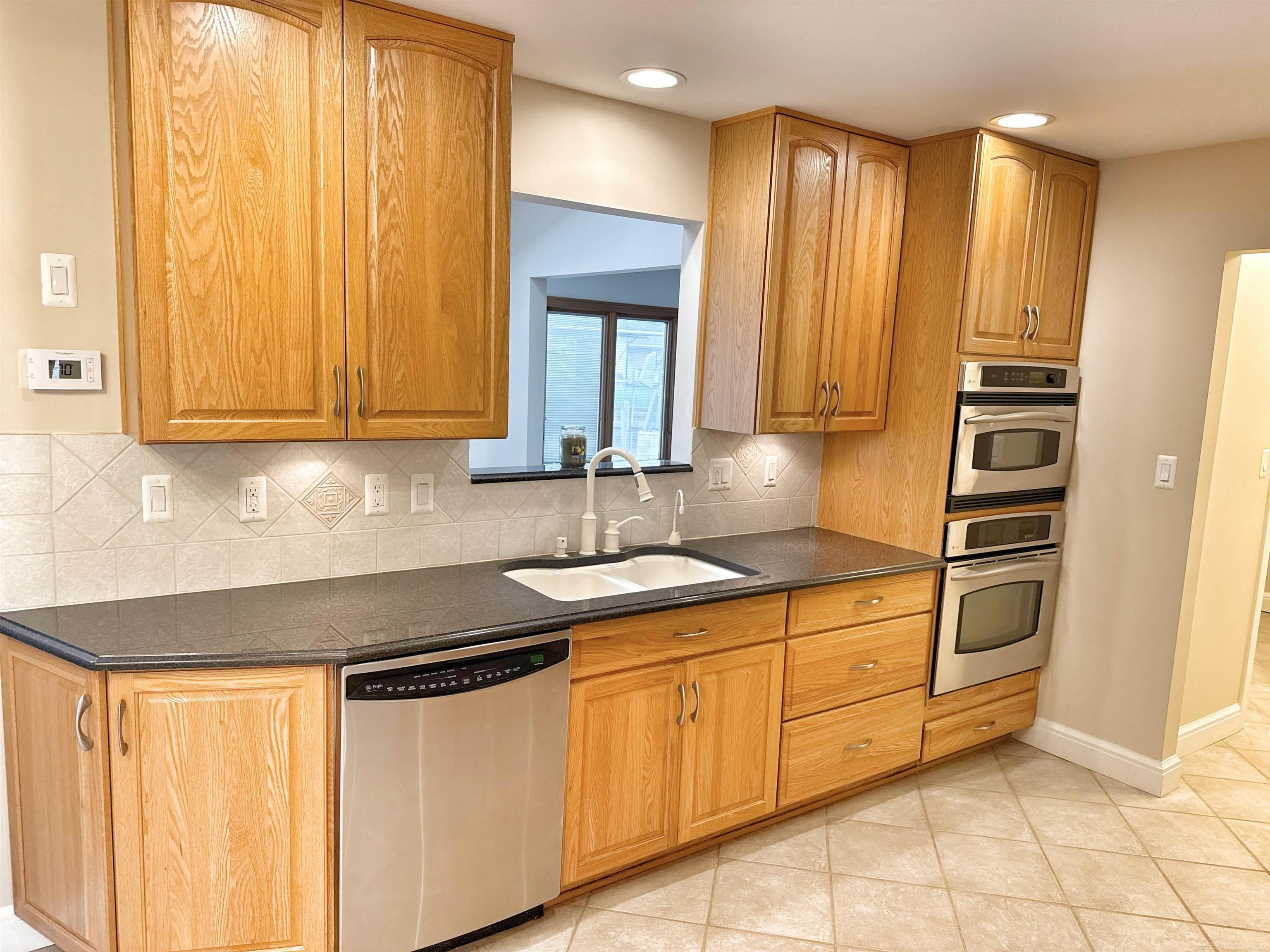 Photo 3 of Single family home for sale at 38159 Mast St, Harrison Township, MI 48045 | MLS# 58050223173 | Listing updated on 2026-10-02