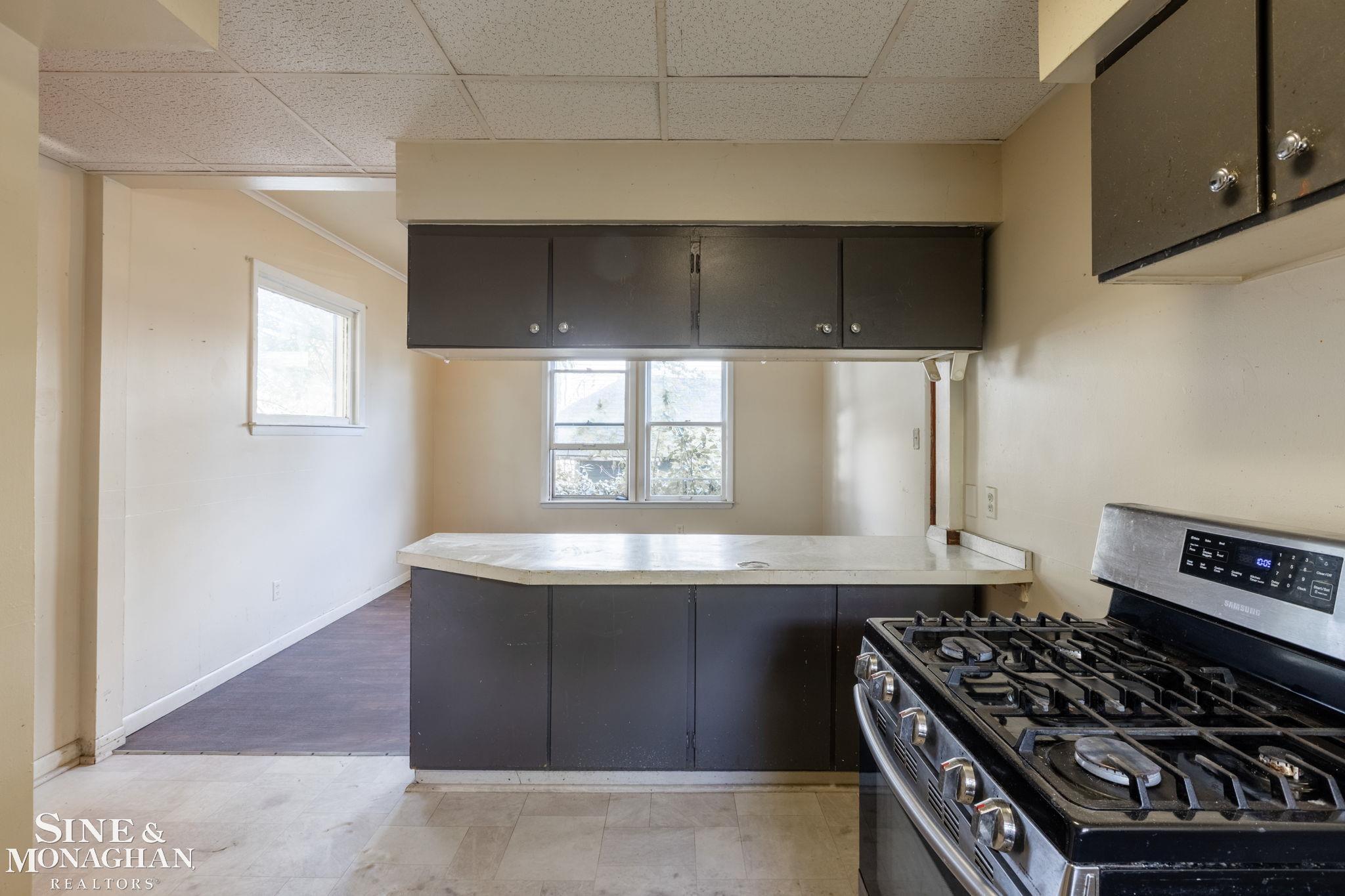 Photo 3 of Single family home for sale at 605 12th Street, Port Huron, MI 48060 | MLS# 58050223175 | Listing updated on 2026-09-28