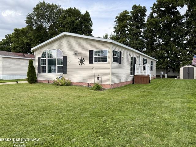 Photo 2 of Single family home for sale at 52211 Landsdowne Cir, Chesterfield, MI 48051 | MLS# 58050223196 | Listing updated on 2026-09-30