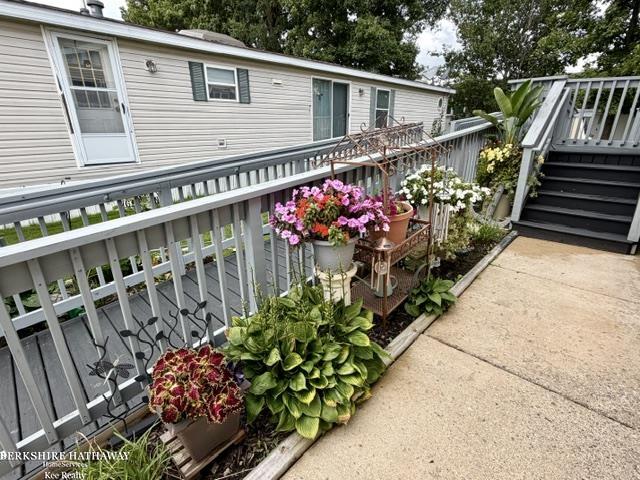 Photo 4 of Single family home for sale at 52211 Landsdowne Cir, Chesterfield, MI 48051 | MLS# 58050223196 | Listing updated on 2026-09-30