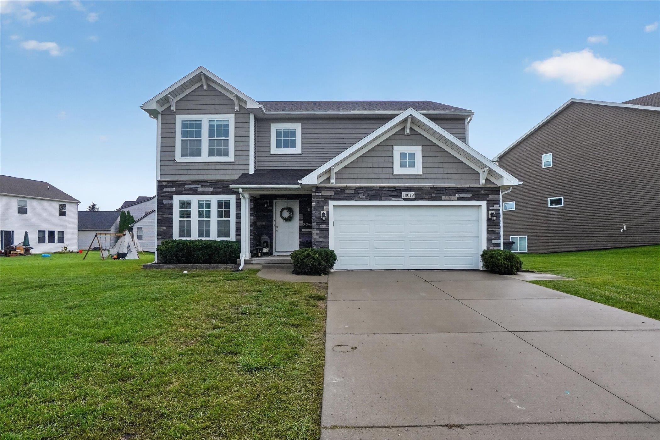 Photo 3 of Single family home for sale at 10019 Mulberry Ln, Grand Blanc Charter Township Genesee, MI 49439 | MLS# 5050223203 | Listing updated on 2026-09-28