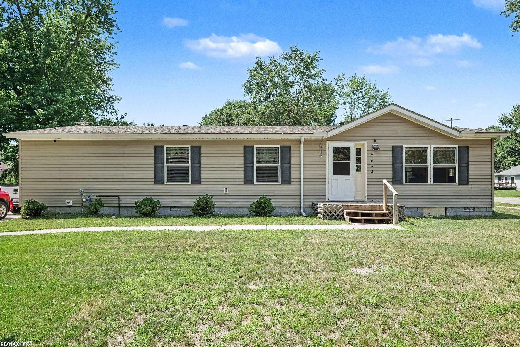 Photo 2 of Single family home for sale at 9642 Meadowbrook St, Clay, MI 48001 | MLS# 58050223217 | Listing updated on 2026-09-28