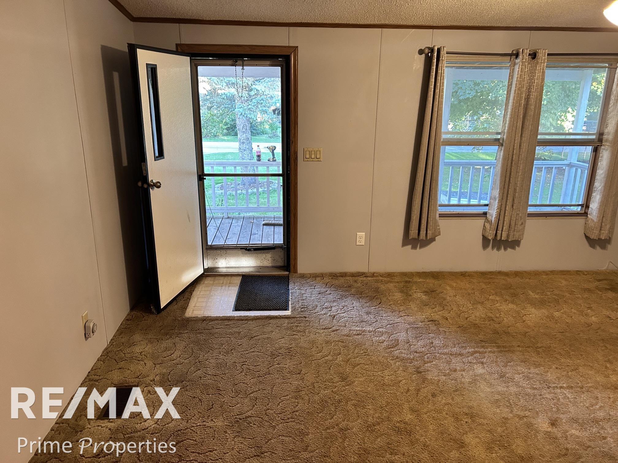 Photo 4 of Single family home for sale at 10298 Evelyn Dr, Clio, MI 48420 | MLS# 5050223221 | Listing updated on 2026-10-07
