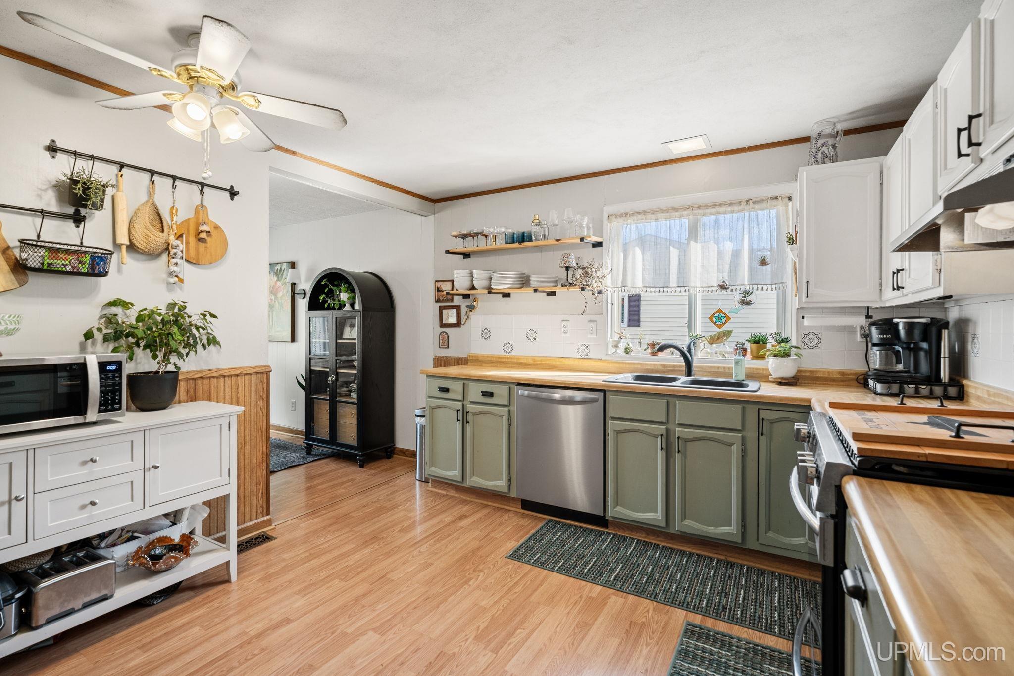 Photo 4 of Single family home for sale at 35 E Blueberry St, Gwinn, MI 49841 | MLS# 50223232 | Listing updated on 2026-10-06