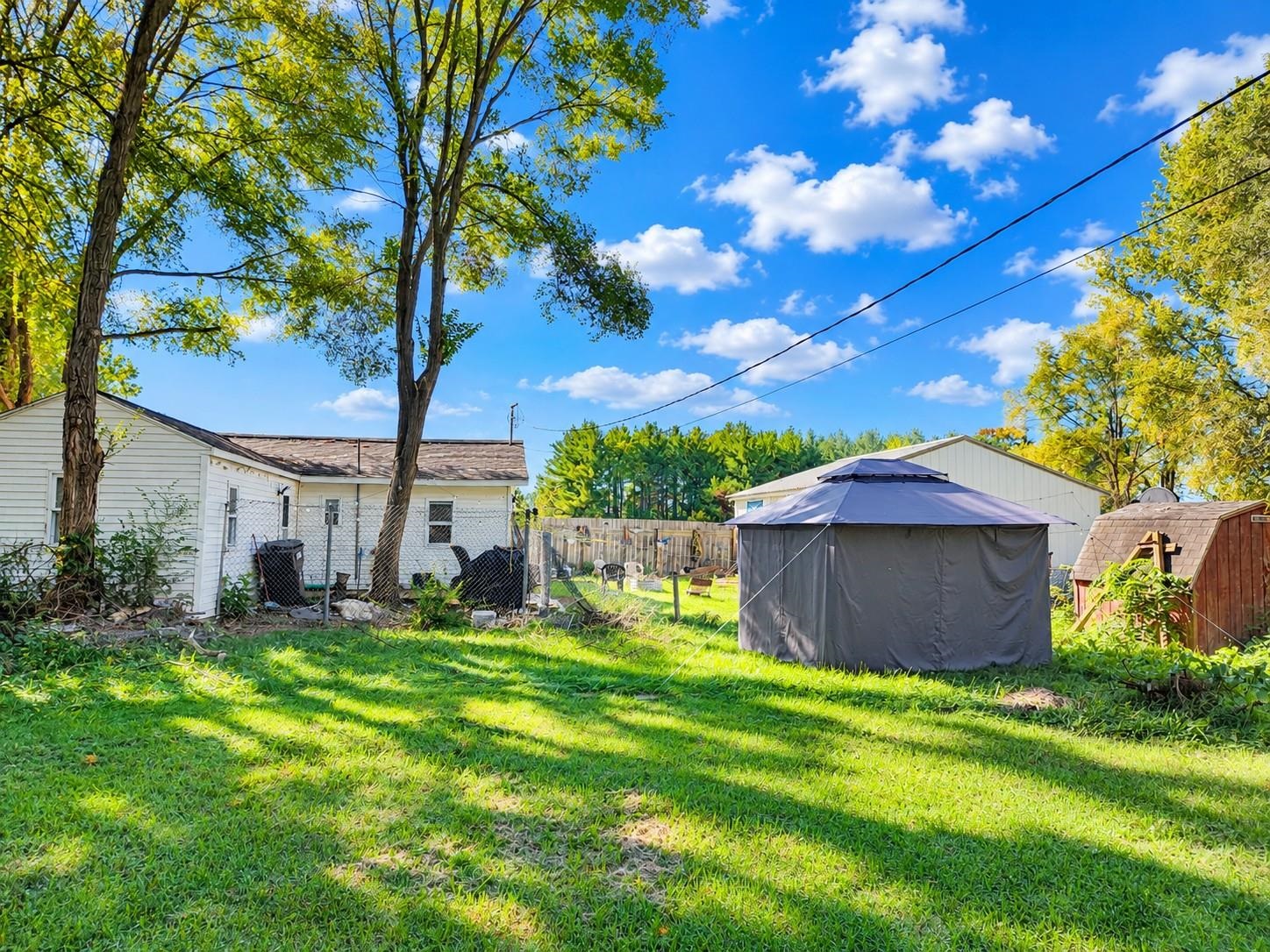 Photo 3 of Single family home for sale at 640 W Surrey Rd, Farwell, MI 48622 | MLS# 50223238 | Listing updated on 2026-09-28