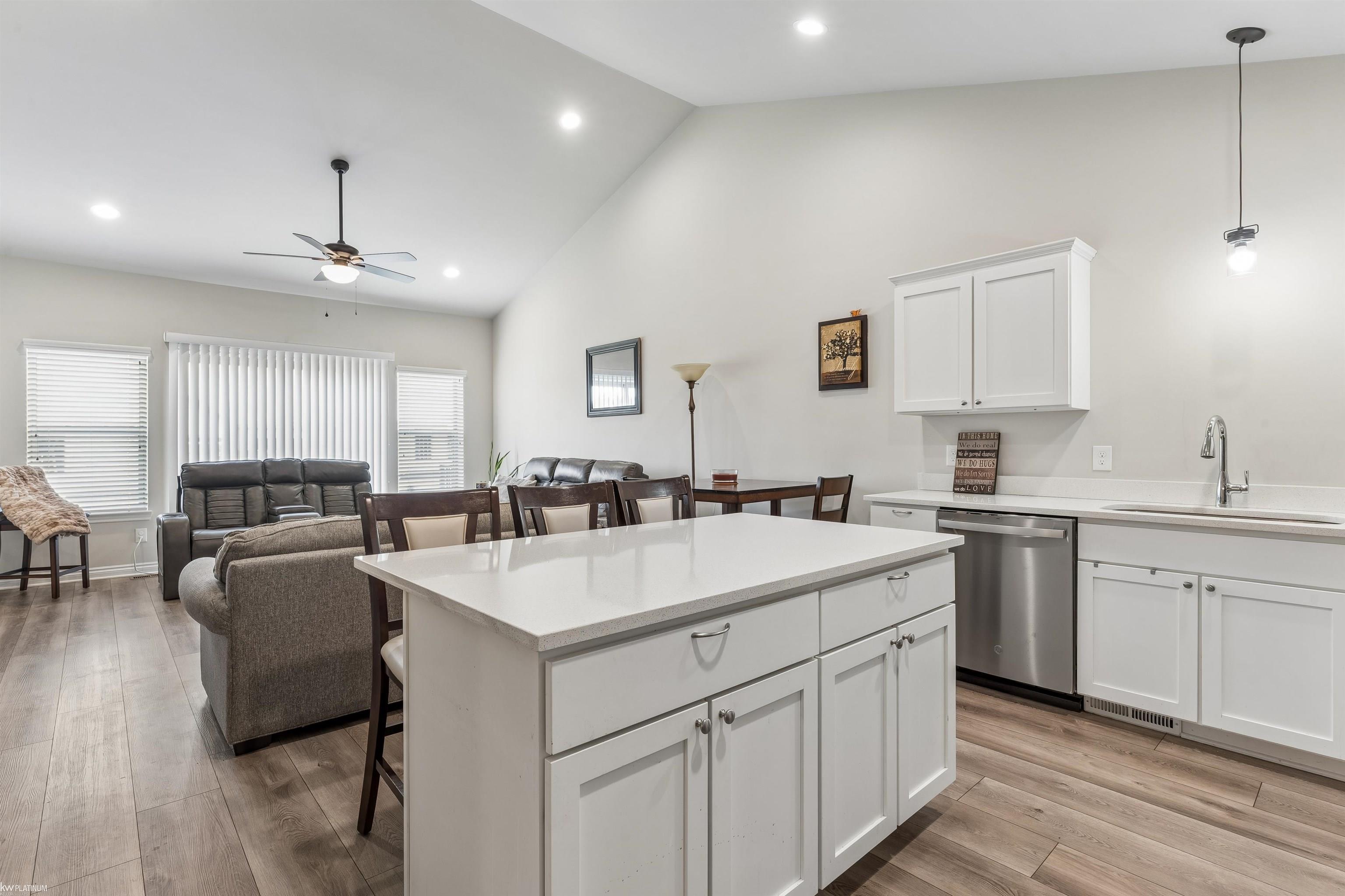 Photo 4 of Condo for sale at 48342 Applegrove Ln, New Baltimore, MI 48051 | MLS# 58050223240 | Listing updated on 2026-09-29
