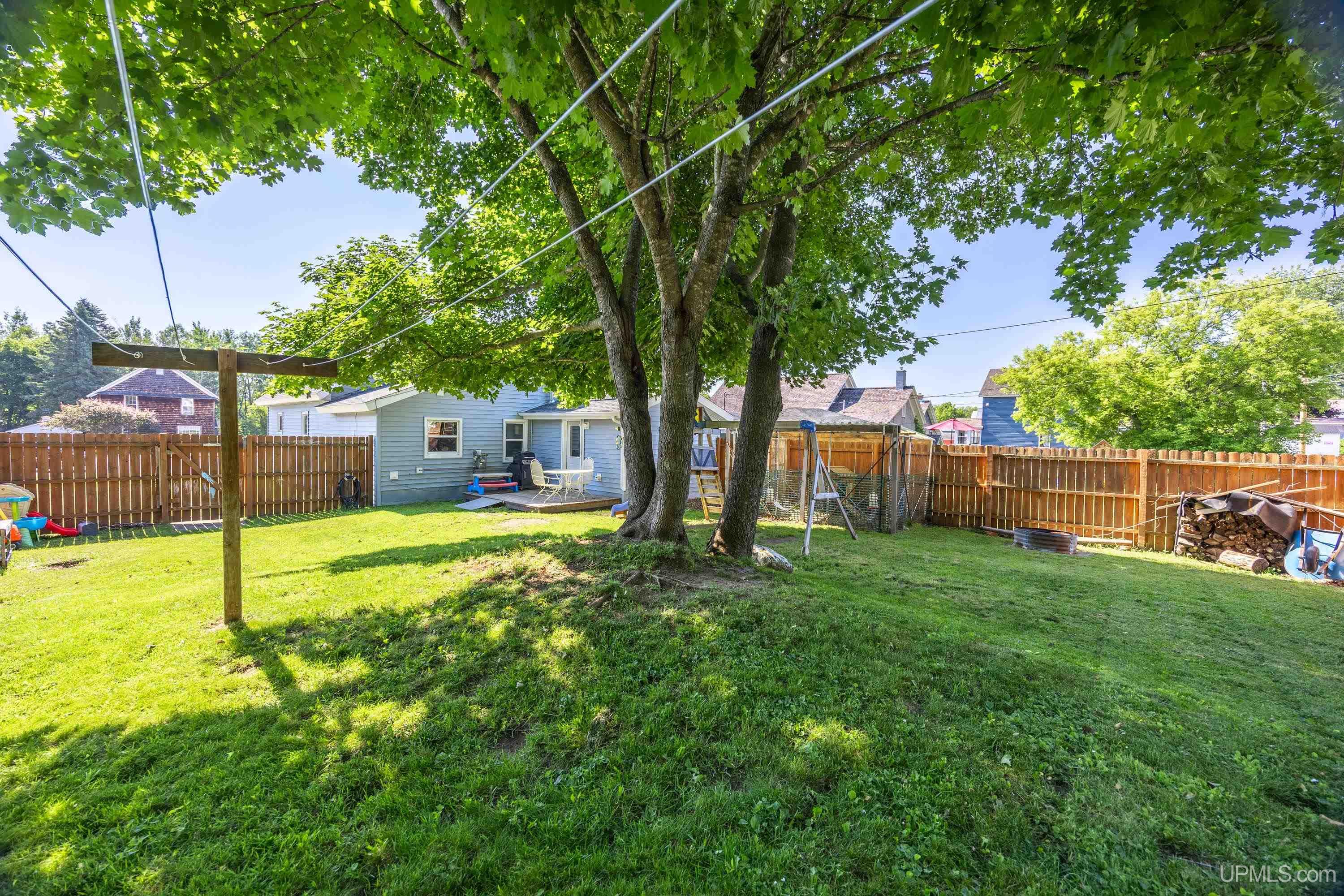 Photo 3 of Single family home for sale at 42155 Willson Memorial Dr, Chassell, MI 49916 | MLS# 50223249 | Listing updated on 2026-10-01