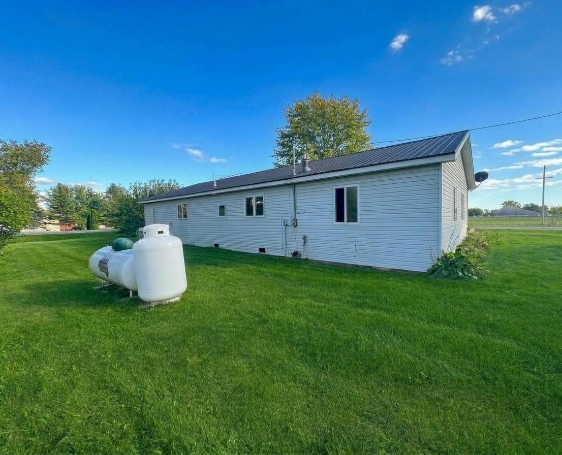 Photo 4 of Single family home for sale at 5510 Calhoun Rd, Beaverton, MI 48612 | MLS# 50223252 | Listing updated on 2026-09-29