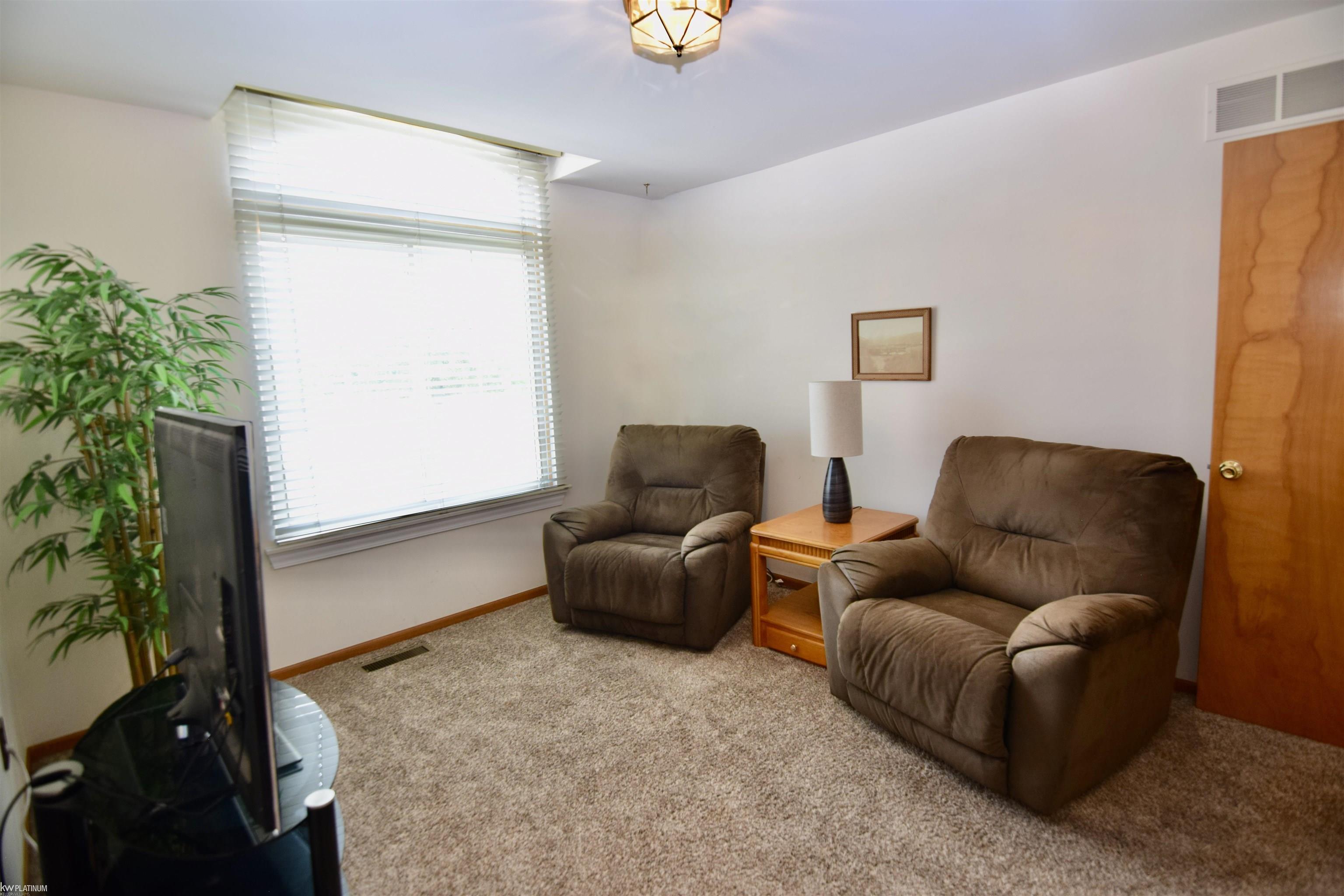 Photo 4 of Single family home for sale at 51959 Plum Crk Dr, Chesterfield, MI 48047 | MLS# 58050223258 | Listing updated on 2026-09-30
