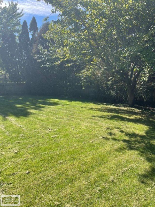 Photo 3 of Single family home for sale at 52811 Kelly St, Macomb, MI 48042 | MLS# 58050223259 | Listing updated on 2026-10-01
