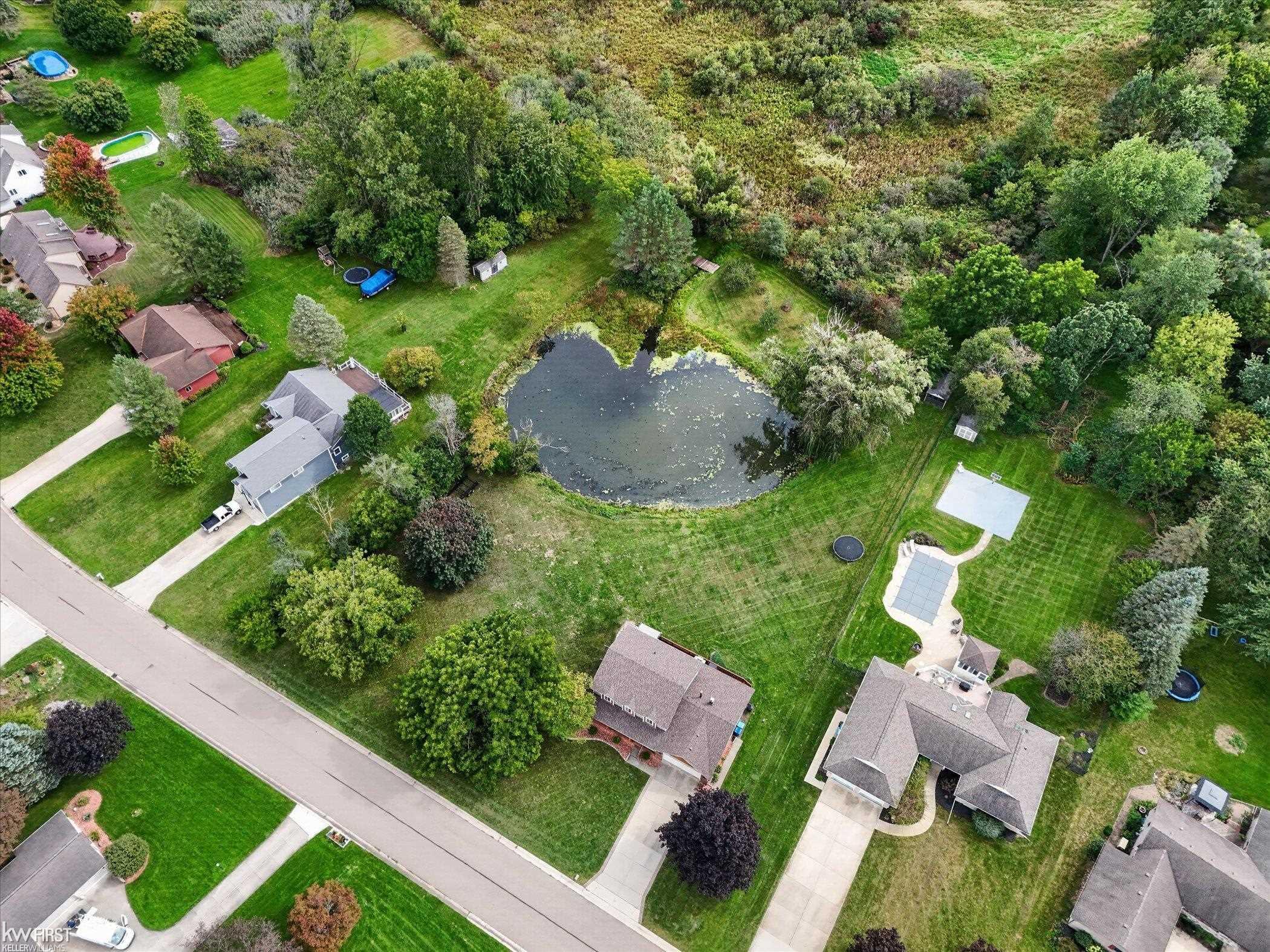 Photo 3 of Single family home for sale at 1269 Lake Valley Dr, Fenton, MI 48430 | MLS# 5050223260 | Listing updated on 2026-10-05