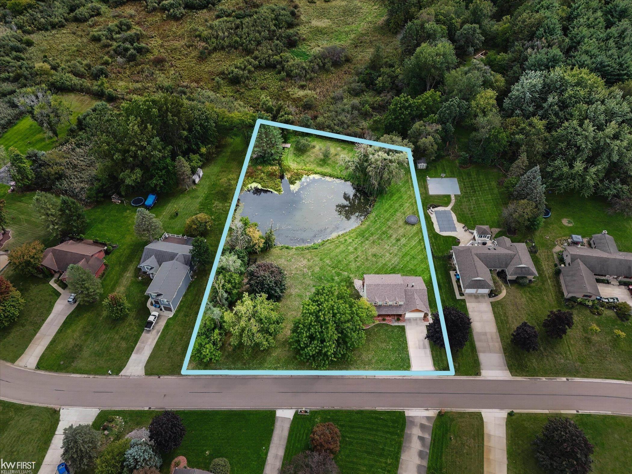 Photo 3 of Single family home for sale at 1269 Lake Valley Dr, Fenton, MI 48430 | MLS# 5050223260 | Listing updated on 2026-10-05