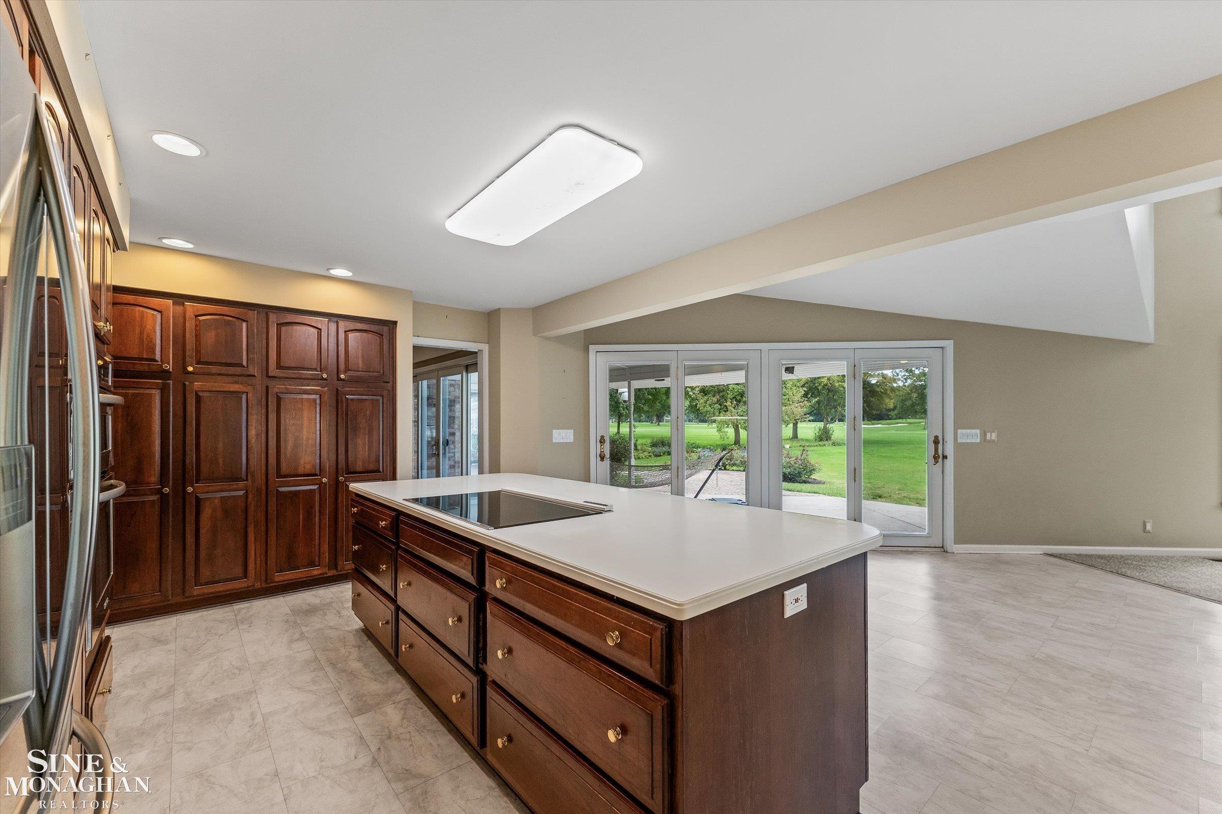 Photo 3 of Single family home for sale at 376 Chalfonte Ave, Grosse Pointe Farms, MI 48236 | MLS# 58050223264 | Listing updated on 2026-09-29