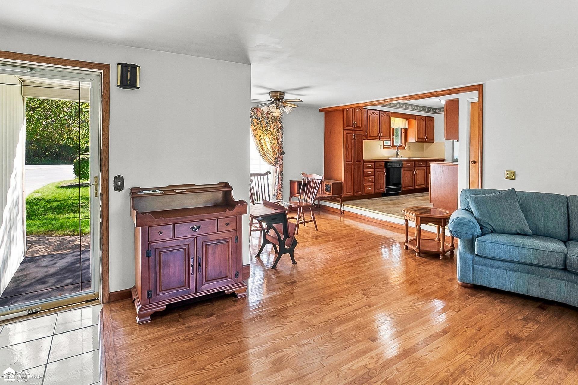 Photo 3 of Single family home for sale at 9150 Dodge Rd, Montrose, MI 48457 | MLS# 5050223269 | Listing updated on 2026-09-29