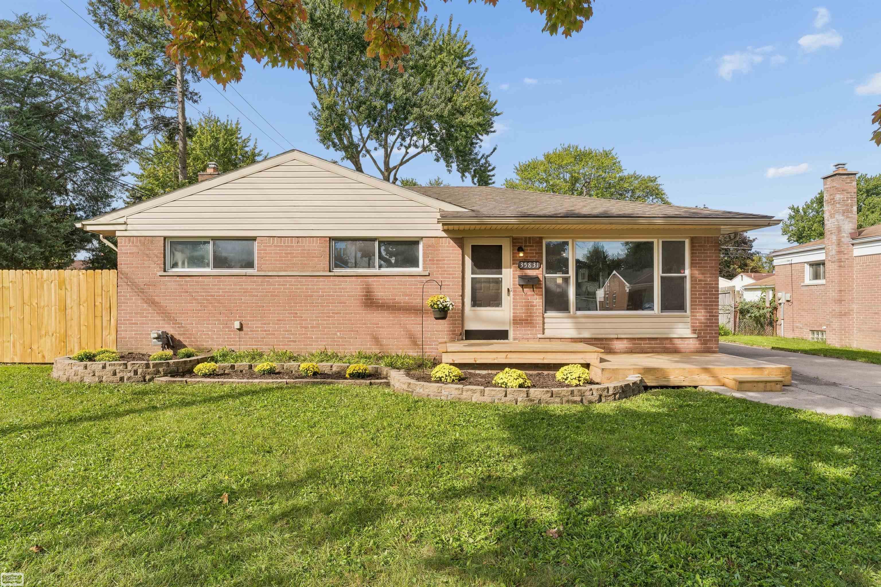 Photo 1 of Sale Pending at 35831 Rewa St, Clinton Township, MI 48035 | MLS# 58050223281 | Listing updated on 2026-10-05