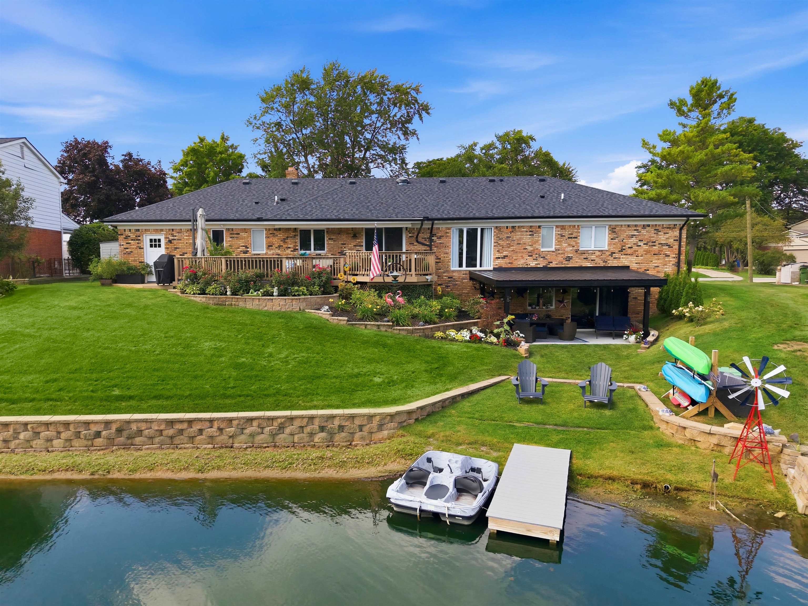 Photo 2 of Single family home for sale at 5726 Woodmire Dr, Shelby Township, MI 48316 | MLS# 58050223287 | Listing updated on 2026-10-02