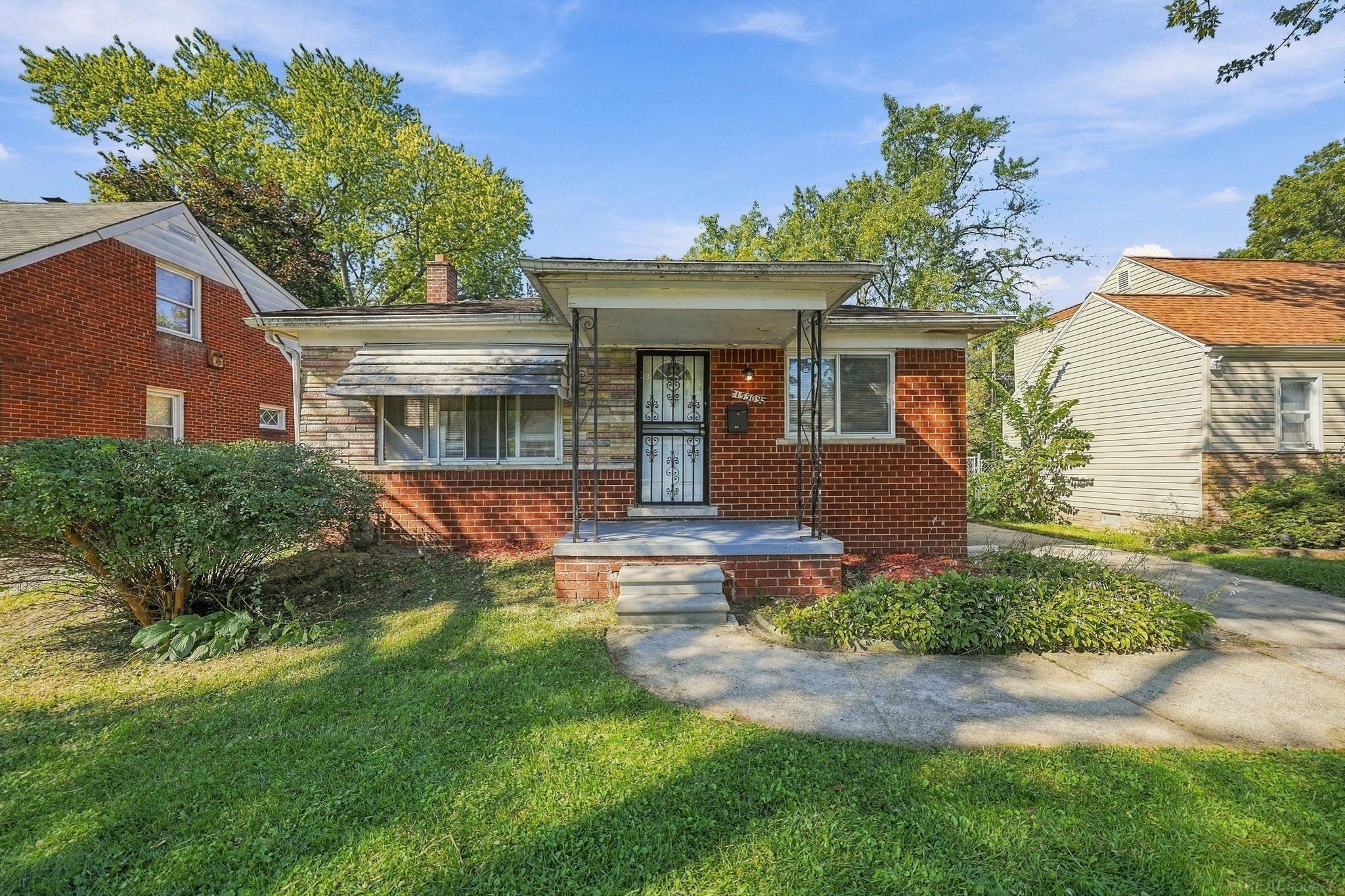 Photo 1 of Single family home for sale at 15509 Fielding St, Detroit, MI 48223 | MLS# 58050223307 | Listing updated on 2026-10-02