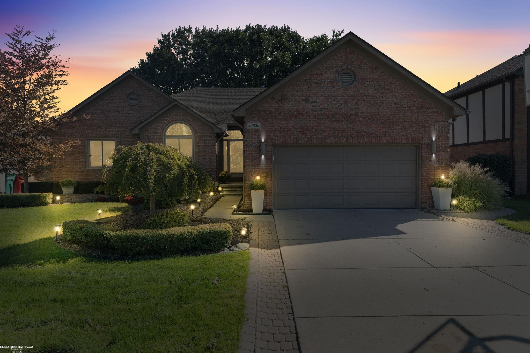 Photo 2 of Single family home for sale at 49630 Shenandoah Dr, Macomb, MI 48044 | MLS# 58050223308 | Listing updated on 2026-10-03