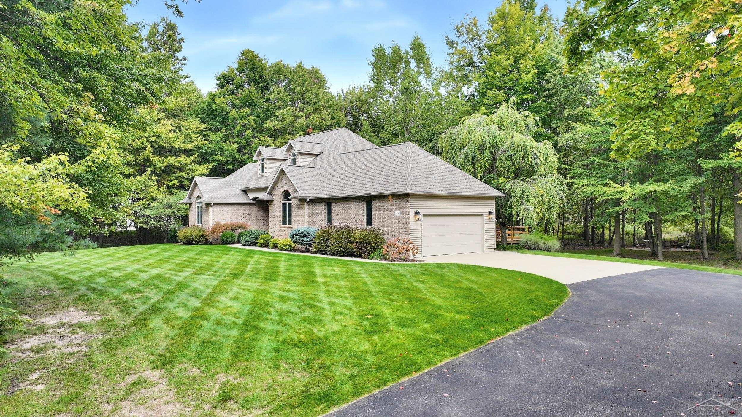 Photo 1 of Single family home for sale at 3116 N Gleaner Rd, Freeland, MI 48623 | MLS# 61050223322 | Listing updated on 2026-10-02