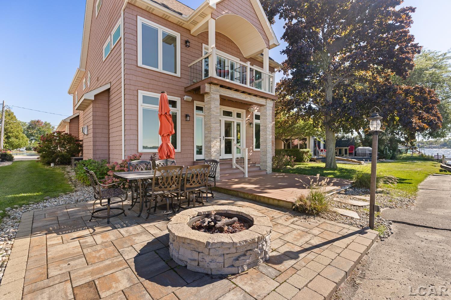 Photo 3 of Single family home for sale at 2800 Round Lake Hwy, Manitou Beach, MI 49253 | MLS# 56050223326 | Listing updated on 2026-10-02